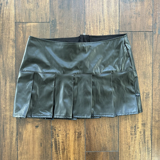 Tripp NYC Vintage M Black Faux Leather Goth Punk Mini Skirt Rare Grunge Y2K 90s