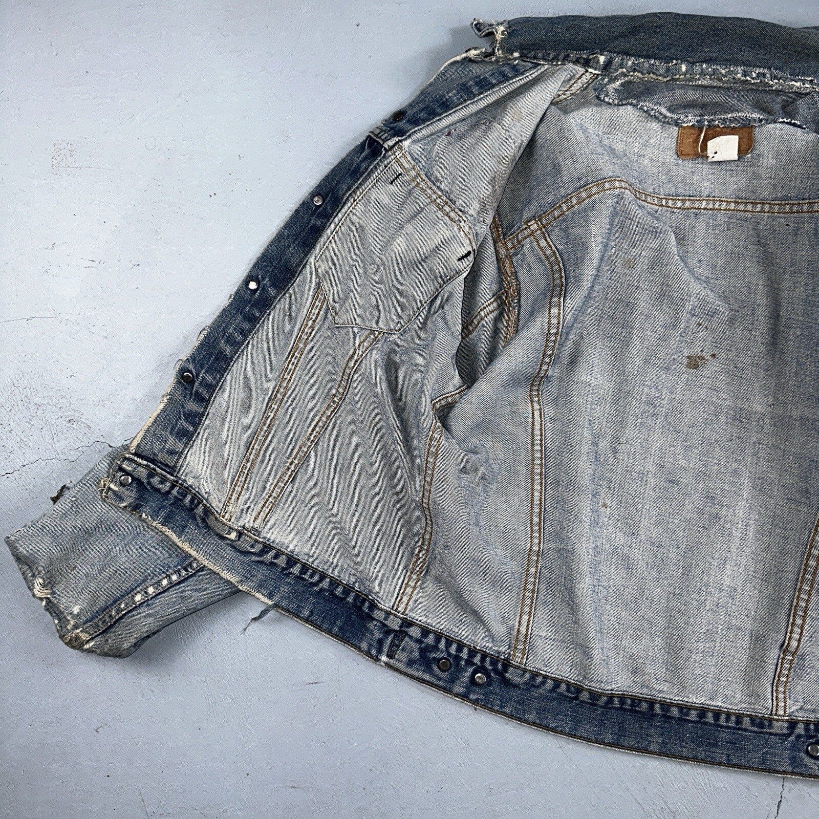 Levis VTG Denim Size 42 Type 3 III Trucker Jean Jacket Thrashed 1970s 70s Patch