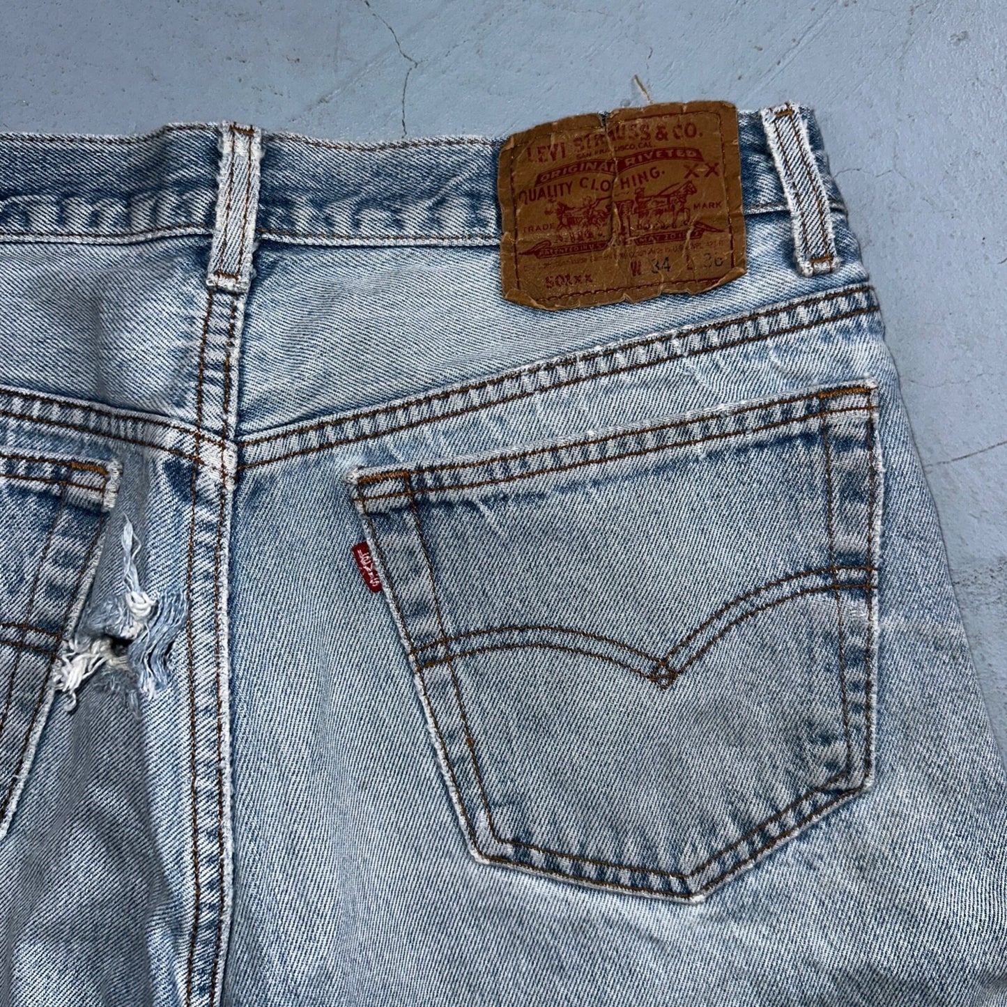 Levis 501 Vintage 90s USA XX Straight Leg Jeans Blue Light Wash 34x36 Act 31x32