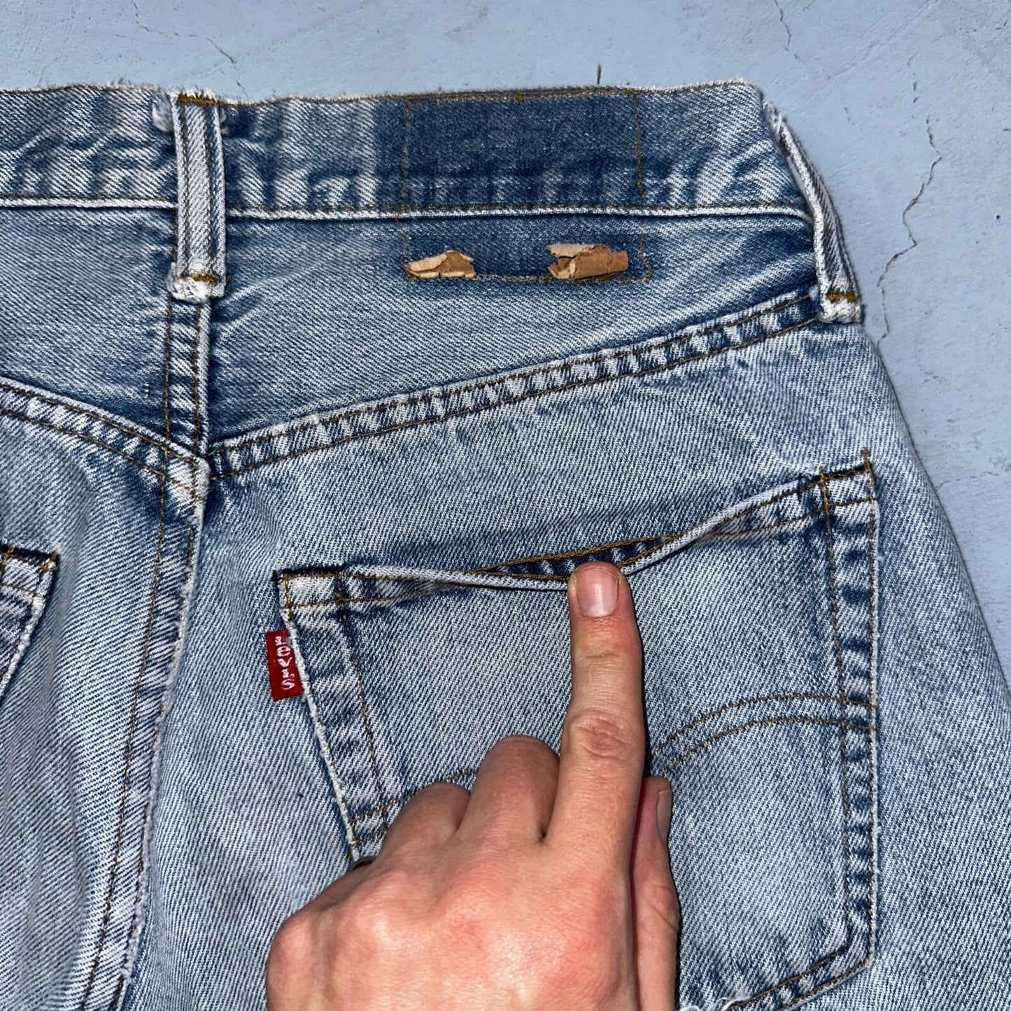 Levis 501 Vintage 80s Redline Selvedge USA XX Jeans Light Wash 66 Act 27x31