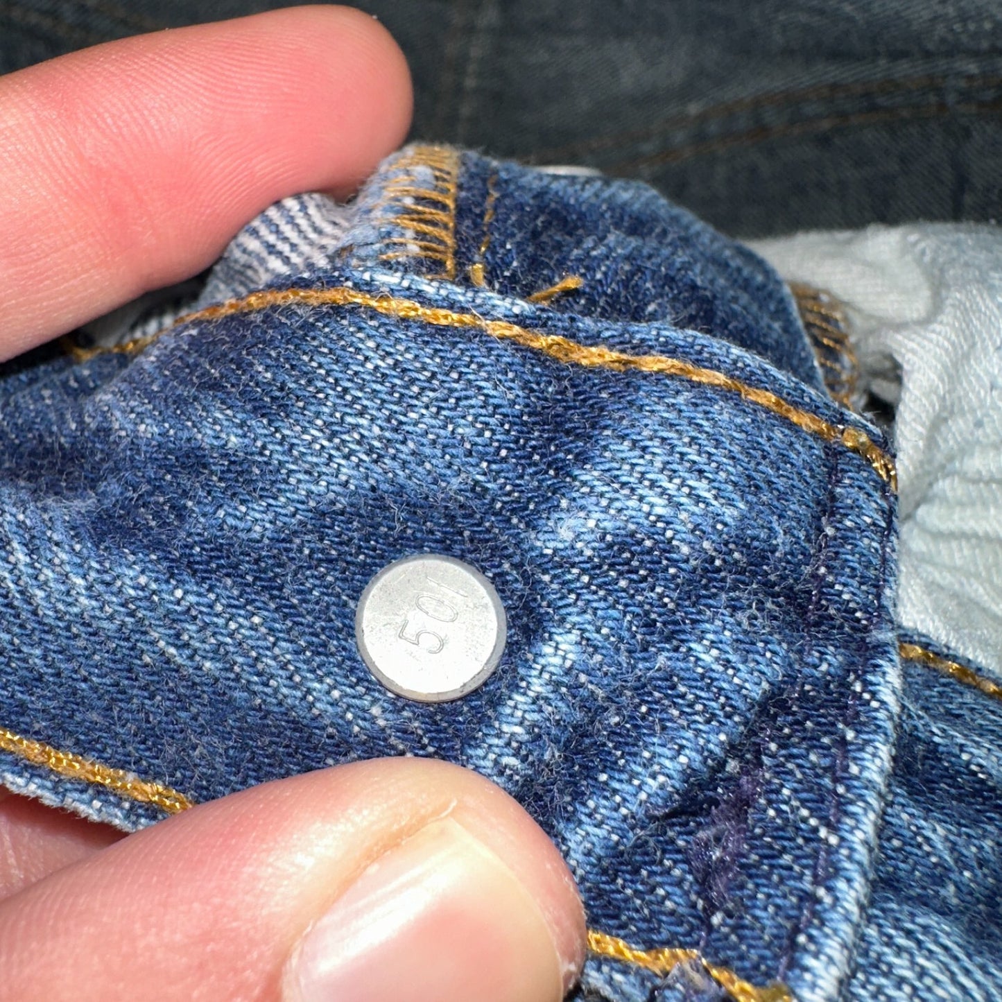 Levis 501 Vintage 80s USA XX Straight Leg Jeans Blue Med Wash 33x32 Act 30x27