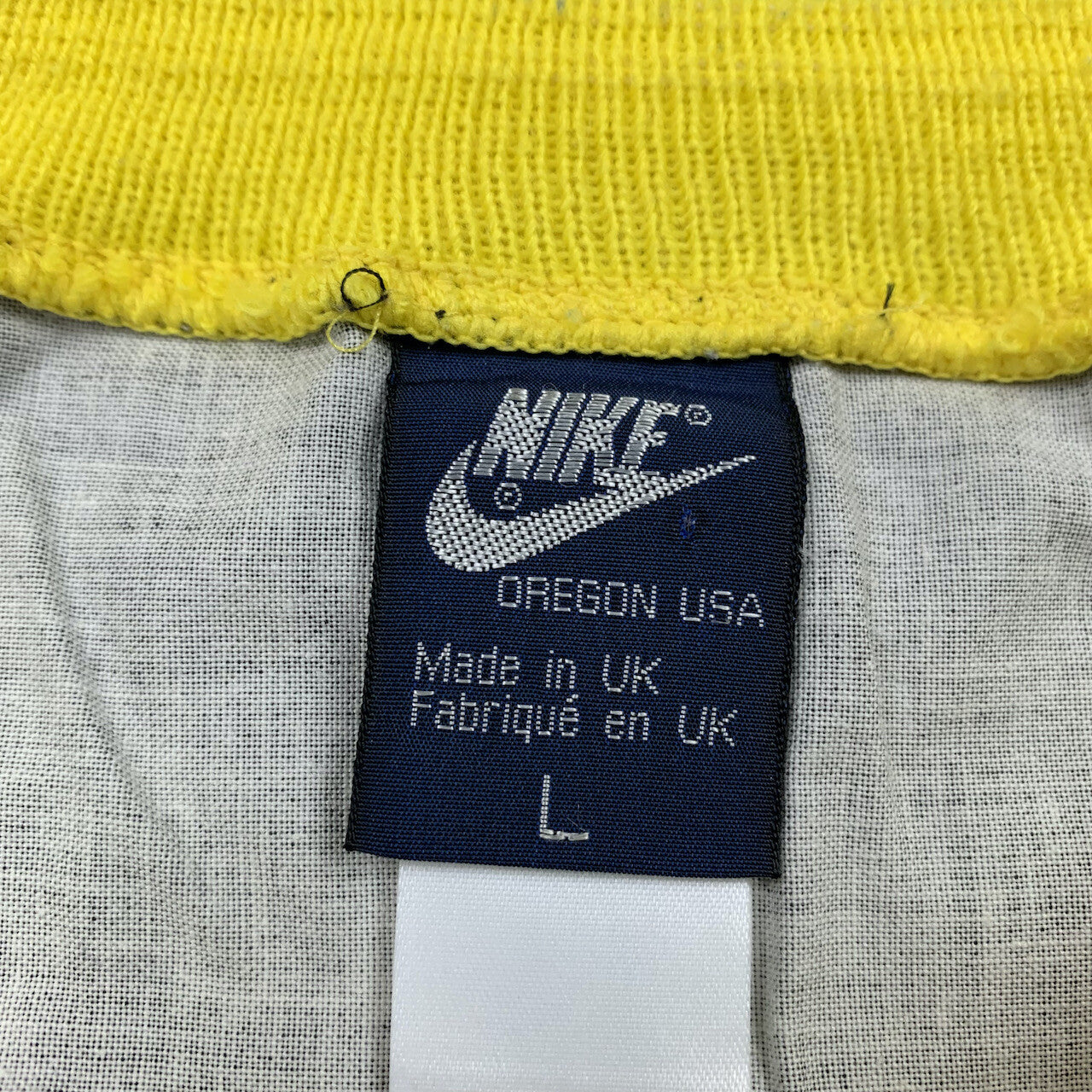 Nike Vintage Sweatshirt Mens T Shirt Sharks Crewneck AOP Basketball Jordan RARE