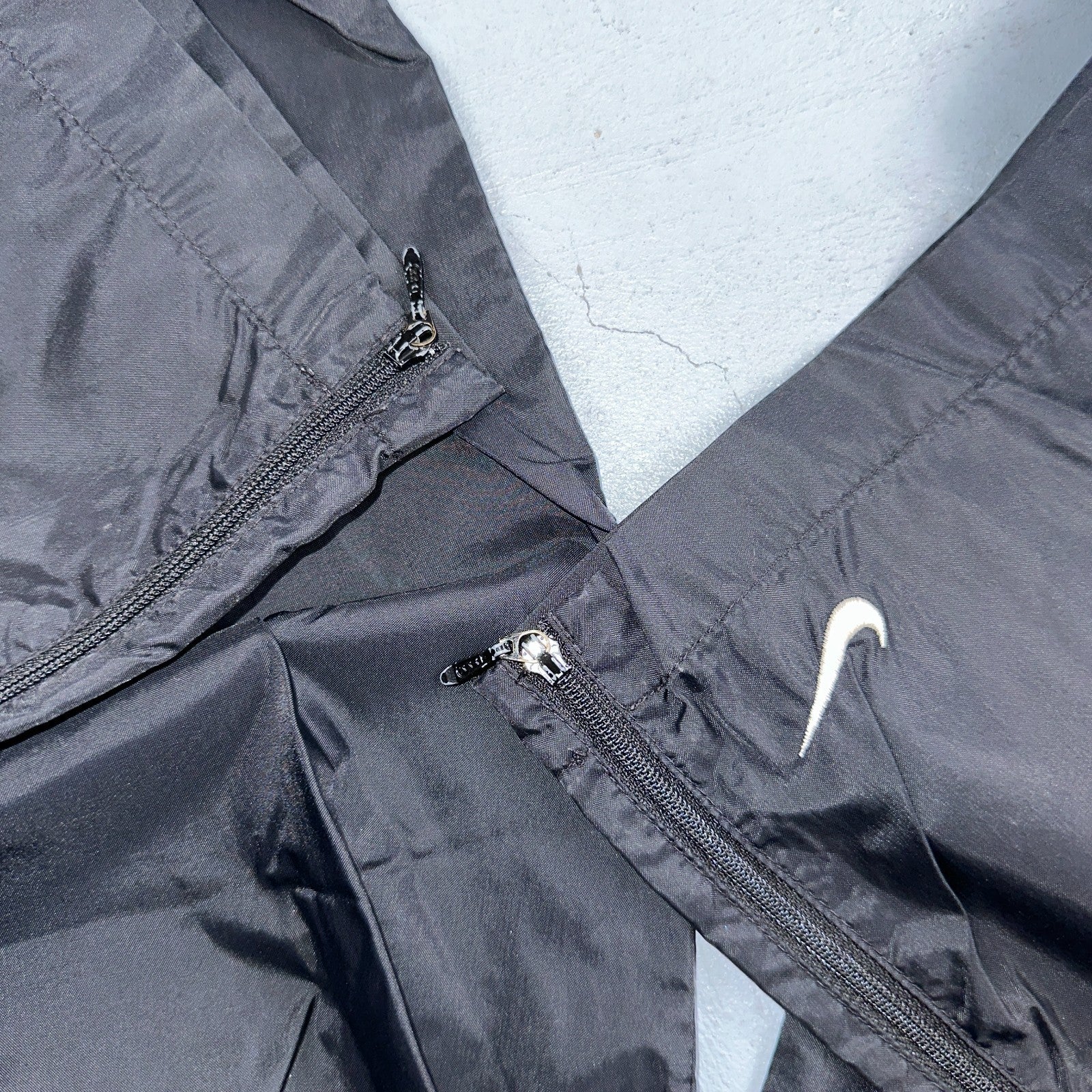 Nike VTG Y2K Windbreaker Track Pants Ankle Zip Unlined Black 1990s Essential