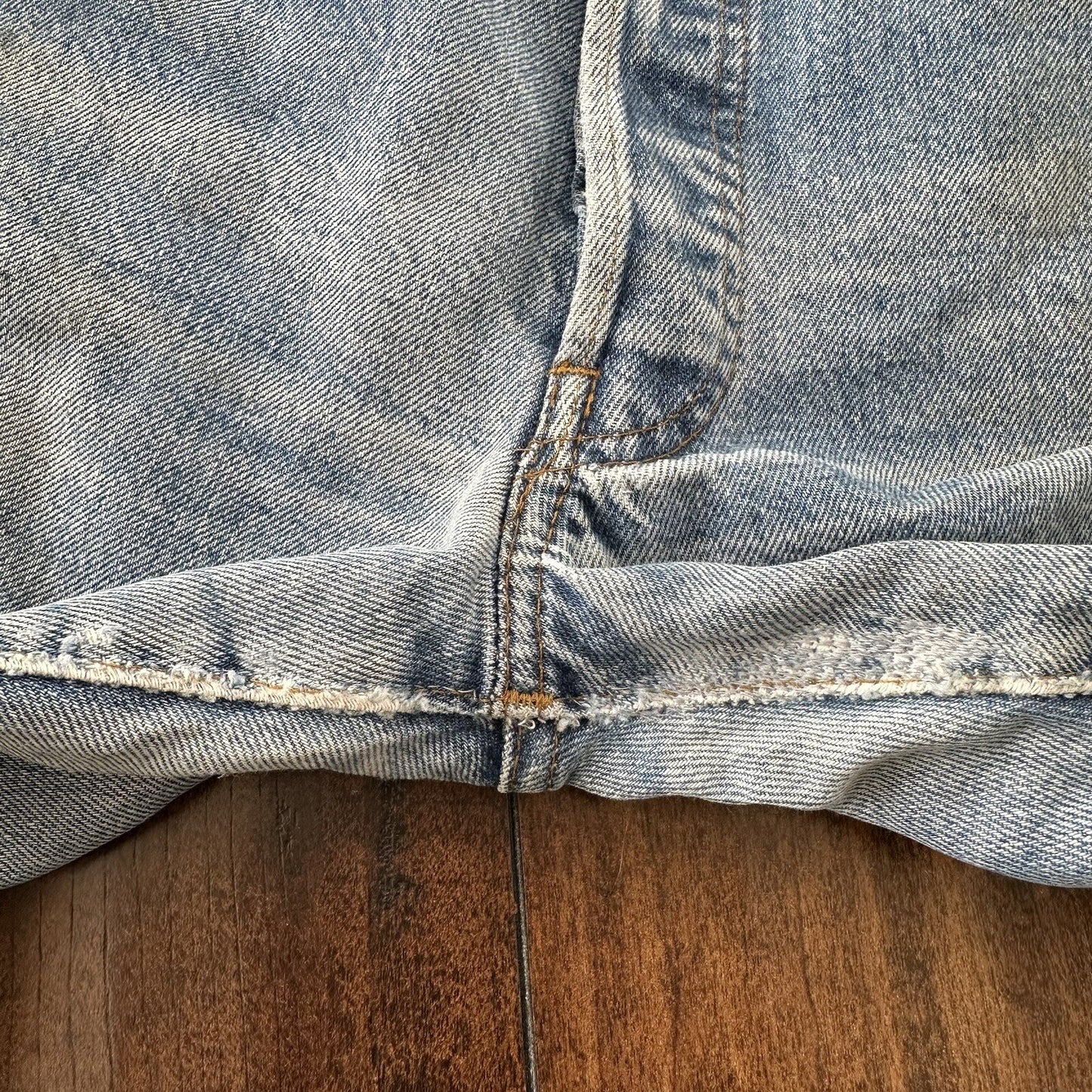 Levis Vintage 80s Redline Selvedge USA 501 Light Wash Jeans 70s 31x36 Act 28x31