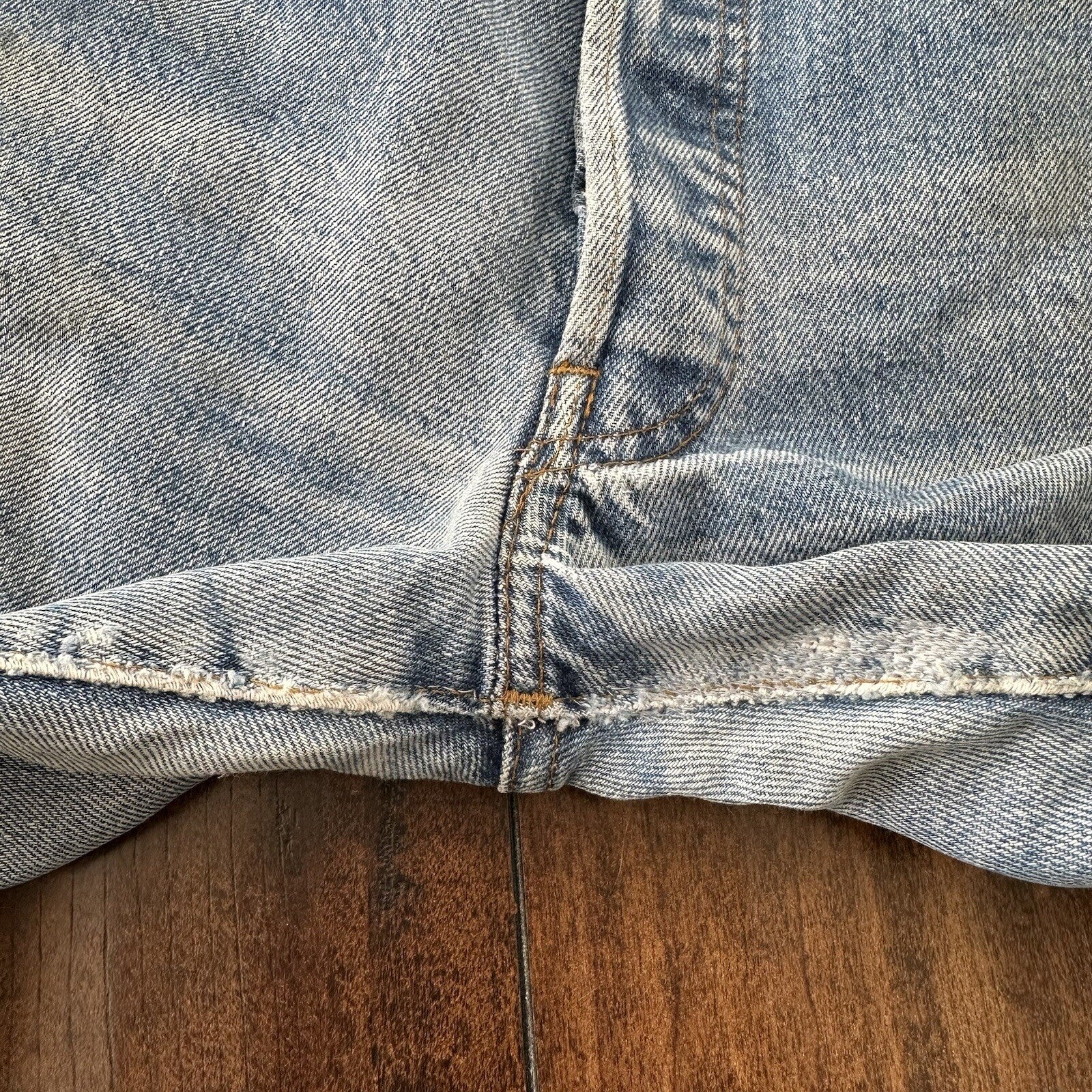 Levis Vintage 80s Redline Selvedge USA 501 Light Wash Jeans 70s 31x36 Act 28x31