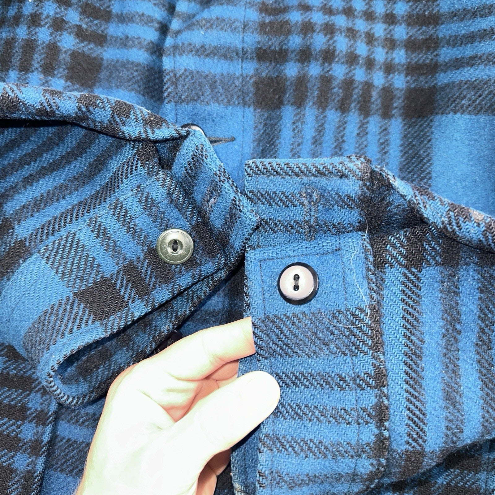 Pendleton Wool Coat Mackinaw VTG Hunting Jacket Blue Plaid Mens Large USA 80s