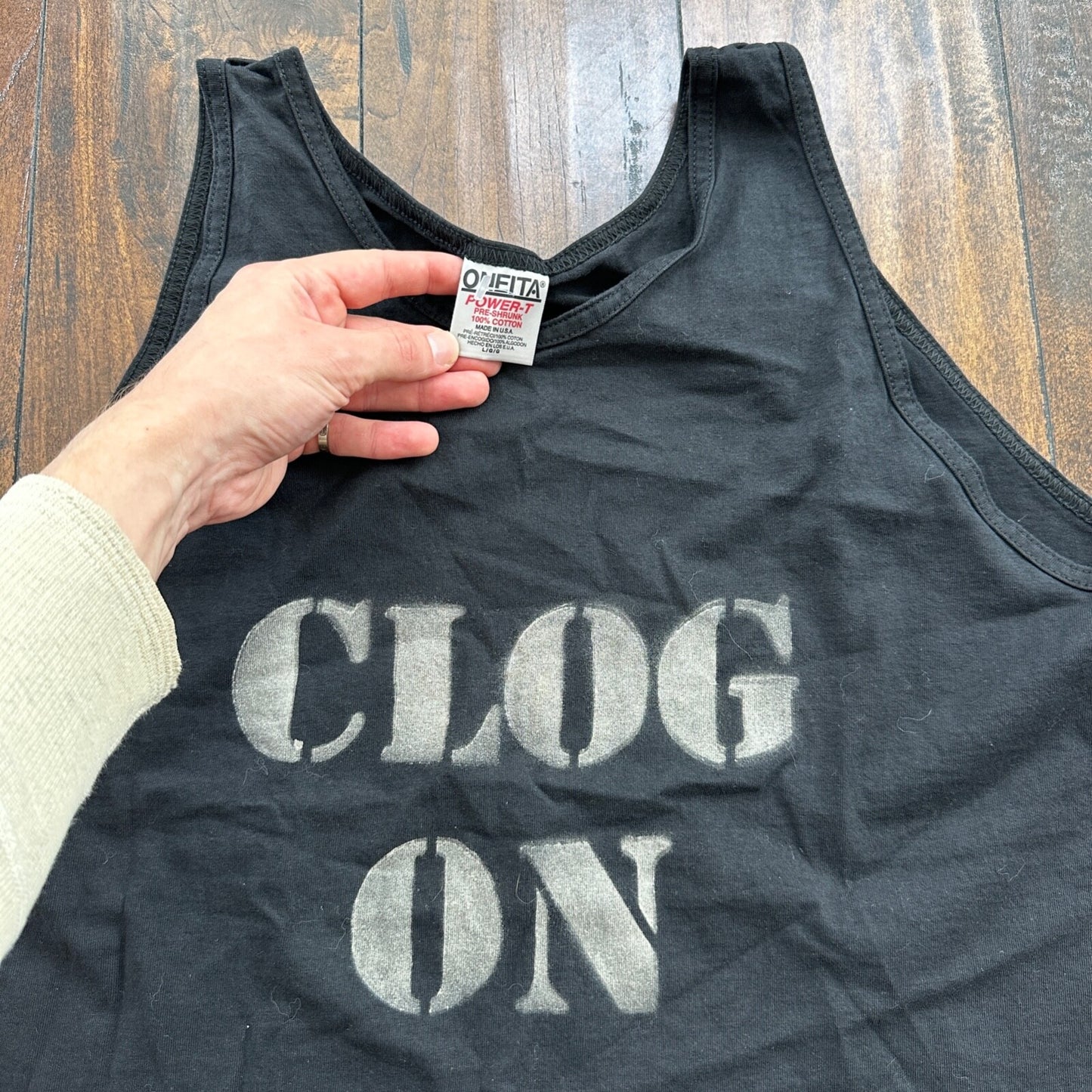 Clog On Gym Oneita Tank Top Vintage T Shirt 90s Sweat Work Hard Cool Single