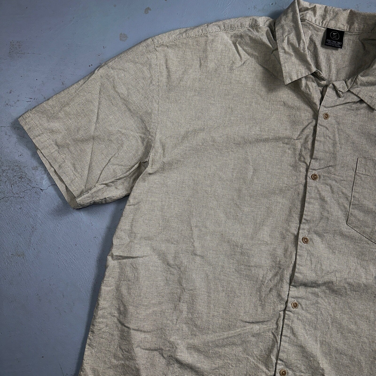 Nike Golf Tiger Woods Button Up Hawaiian Plaid Men's 2XL Shirt Gray Down Basic