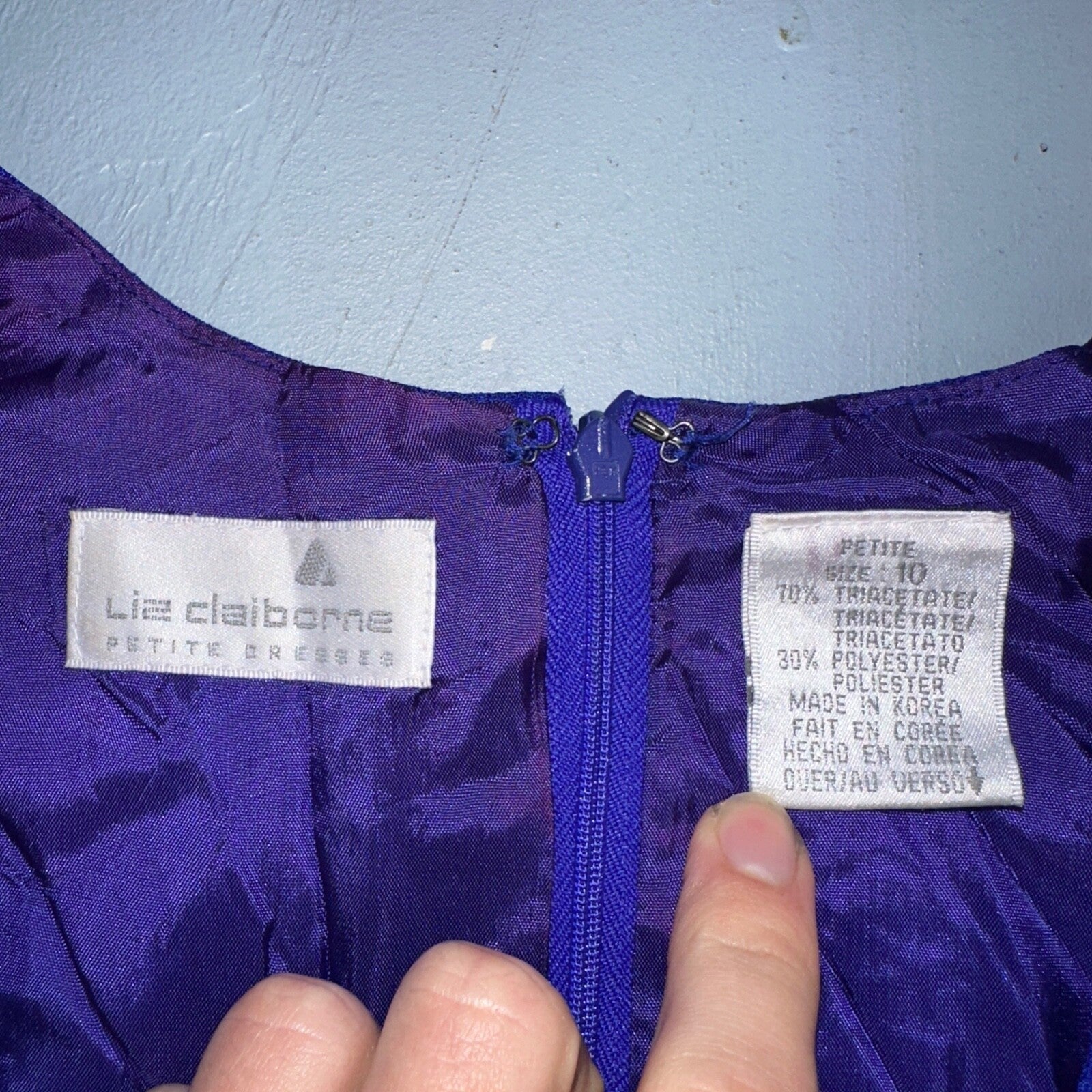 Liz Claiborne Petite 10 Black Blue Short Sleeve V Neck Stretch Sweater Dress VTG