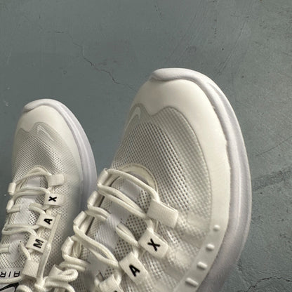 Nike Air Max Axis White Sneakers Women's Size 9 Running AA2168-100