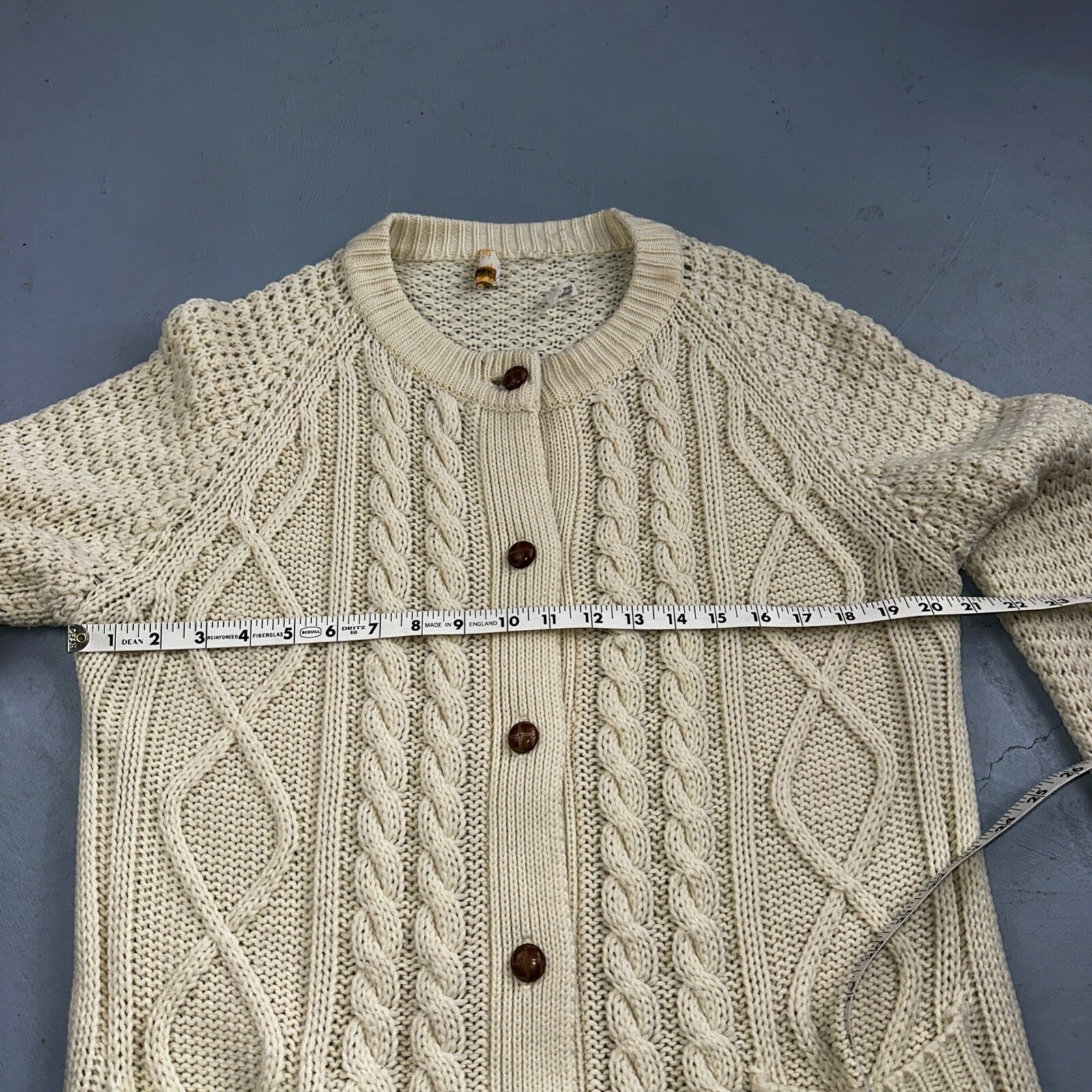 Vintage Hudson Bay Cardigan Acrylic Sweater Ivory Cable Knit Fisherman 80s Korea