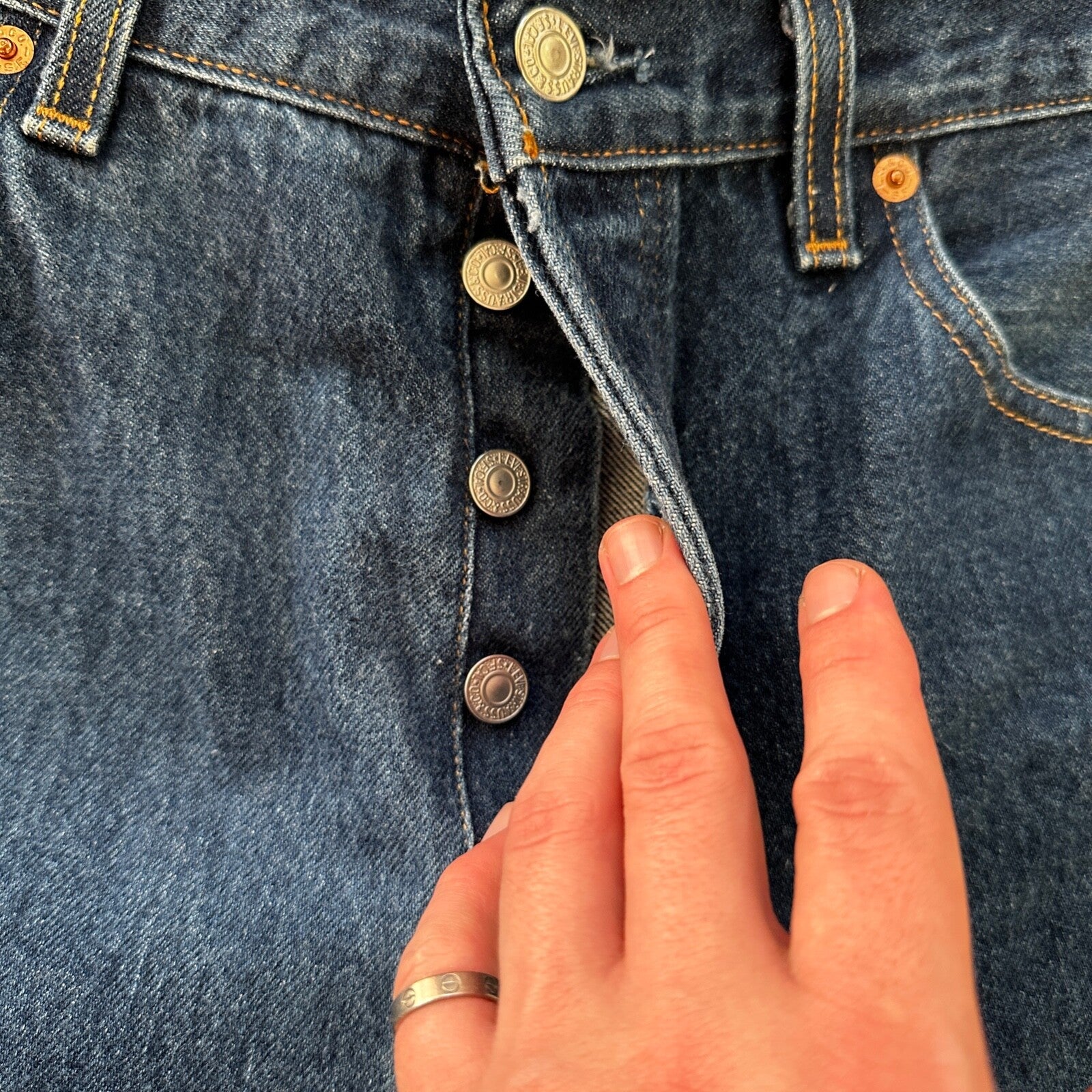 VTG Levis 501 XX Button Fly 90s USA Jeans Denim Straight Capri 34x30 Act 32x25