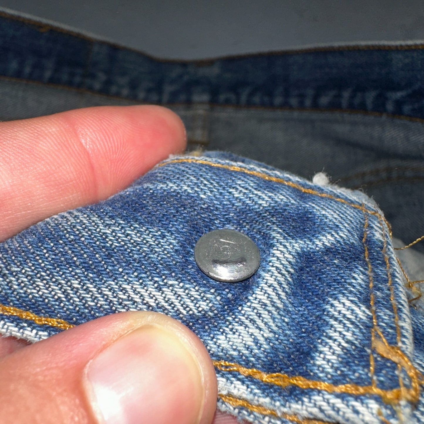 Levis 501 Vintage 80s Redline Selvedge USA XX Jeans Light Wash 32x36 Act 30x31