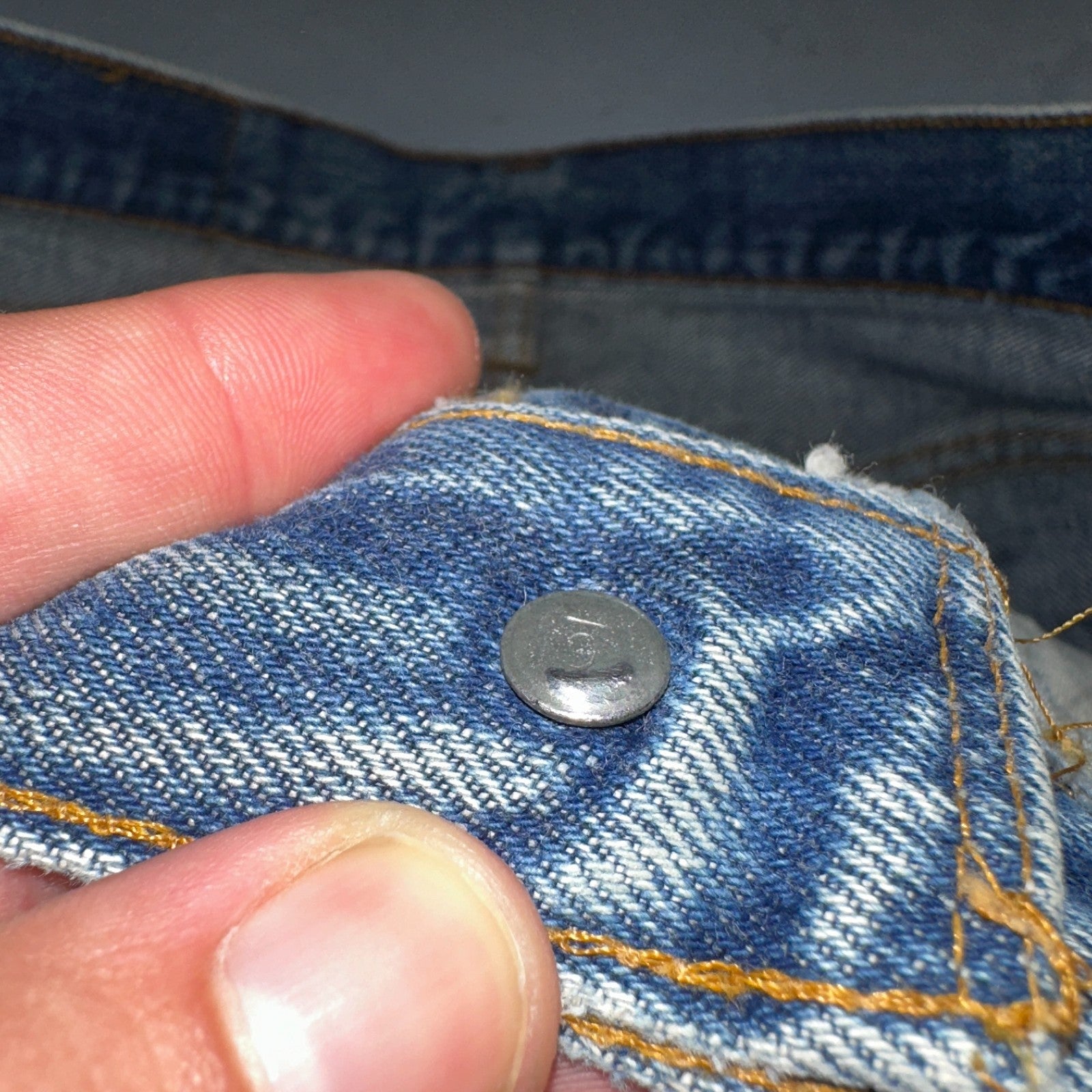 Levis 501 Vintage 80s Redline Selvedge USA XX Jeans Light Wash 32x36 Act 30x31