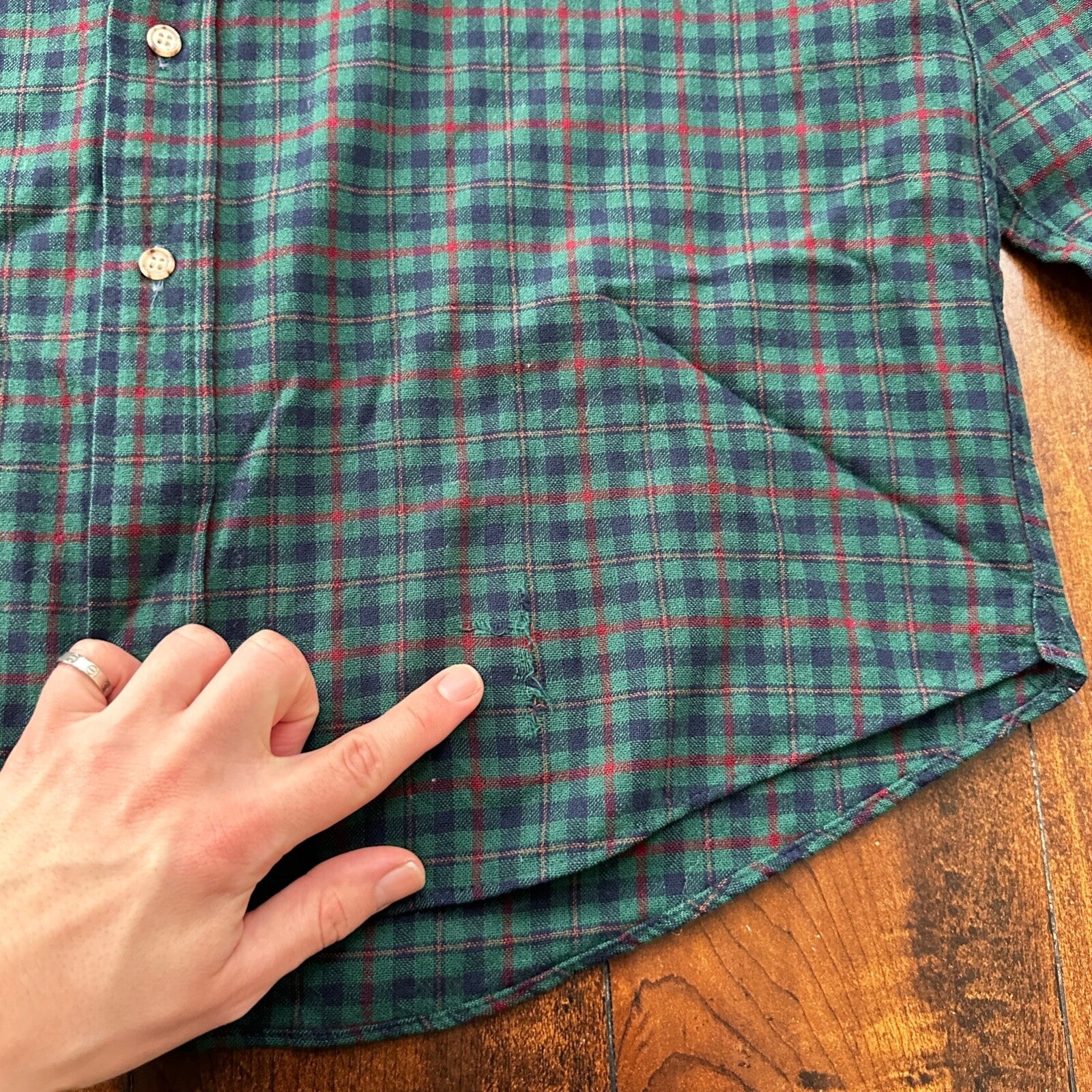 VTG Pendleton Mens Virgin Wool Button Up Shirt Plaid Size L Made in USA Big Hole