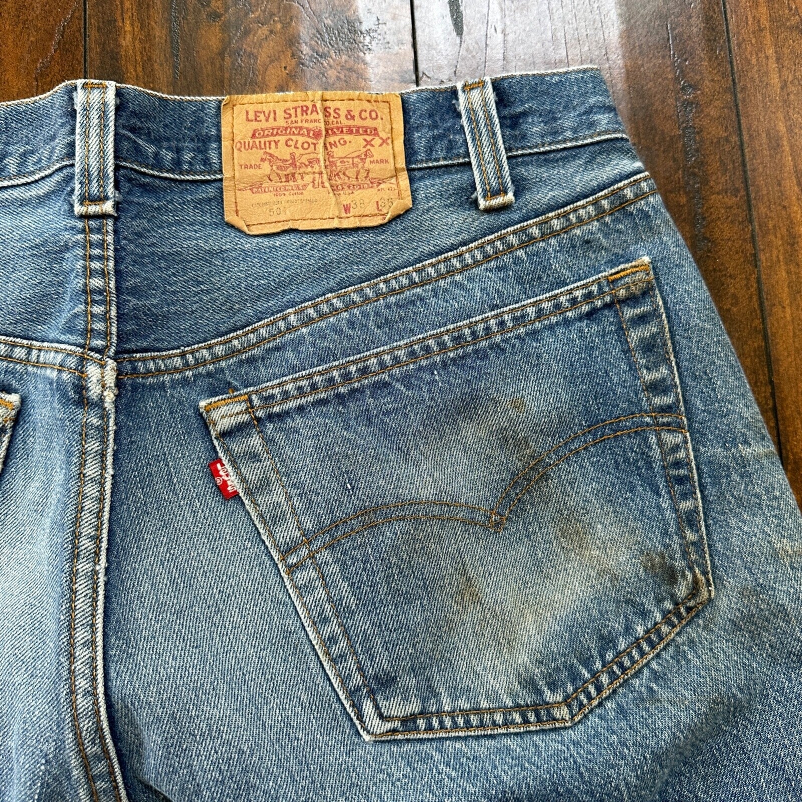 VTG 80s Levis 501 Button Fly 38x36 USA Tag Jeans Straight Wash Blue XX Act 34x32