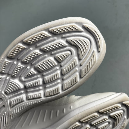 Nike Air Max Axis White Sneakers Women's Size 9 Running AA2168-100