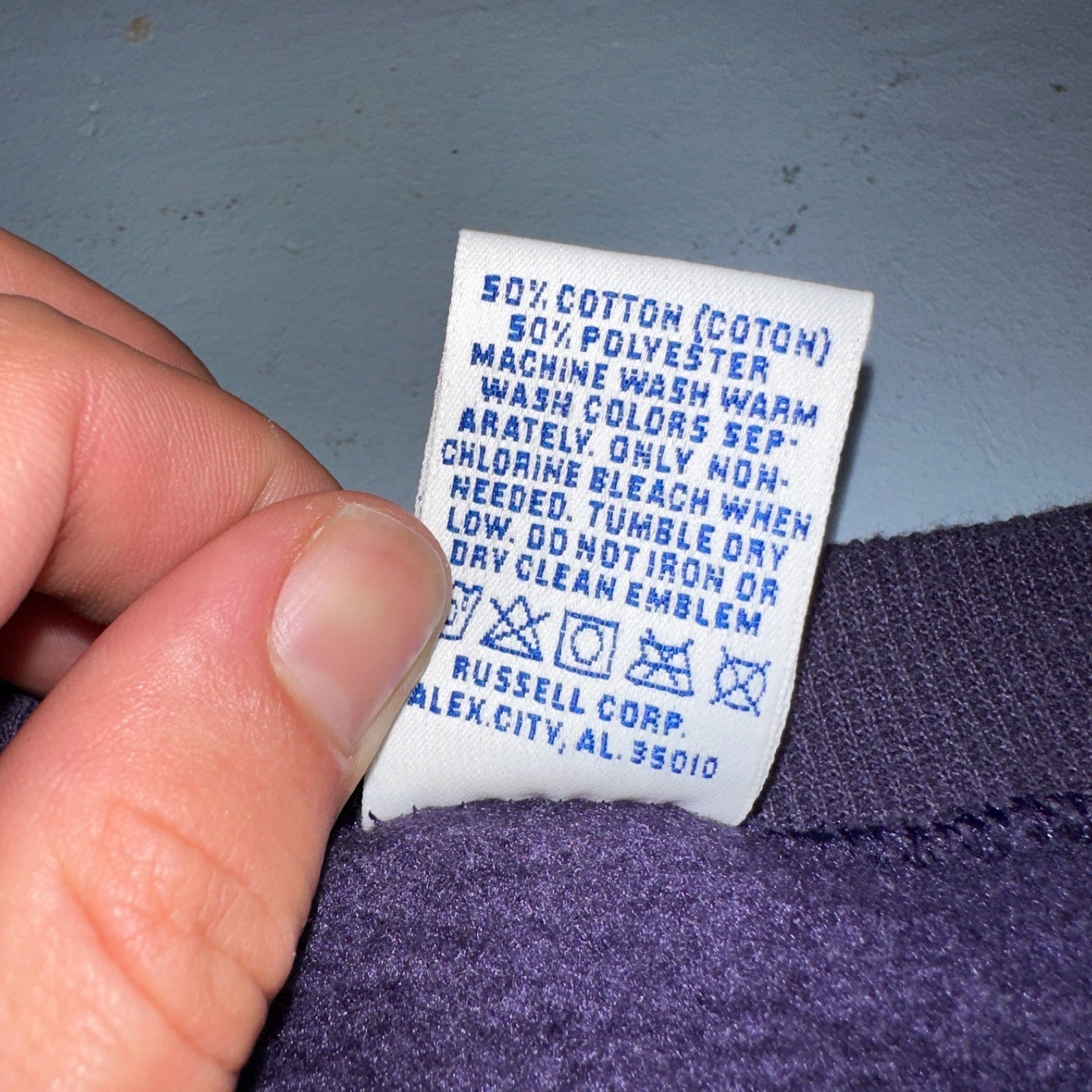 Russell Athletic L USA Sweatshirt 90s VTG Crewneck Purple Basic Blank Essential