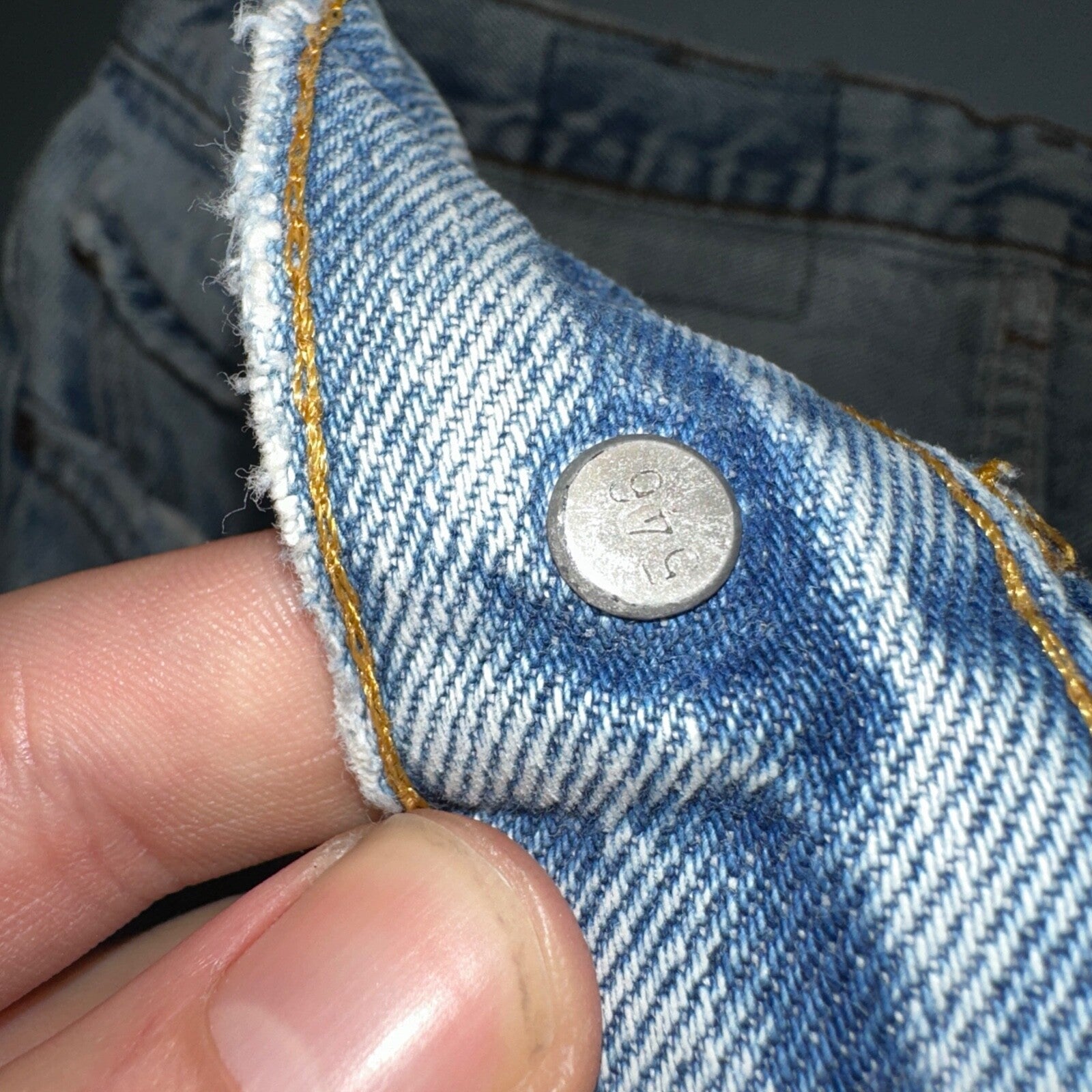 Levis 501 Vintage 80s USA XX Straight Leg Jeans Blue Light Wash Thrash Act 27x28