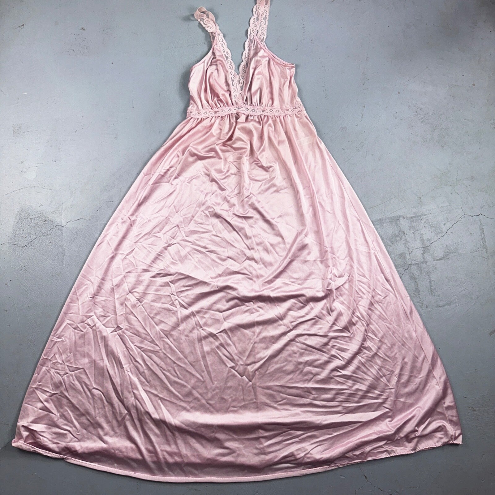 Vintage 1970s Olga Lingerie Slip Dress Sleepwear Full Sweep Nightgown Lace 70s