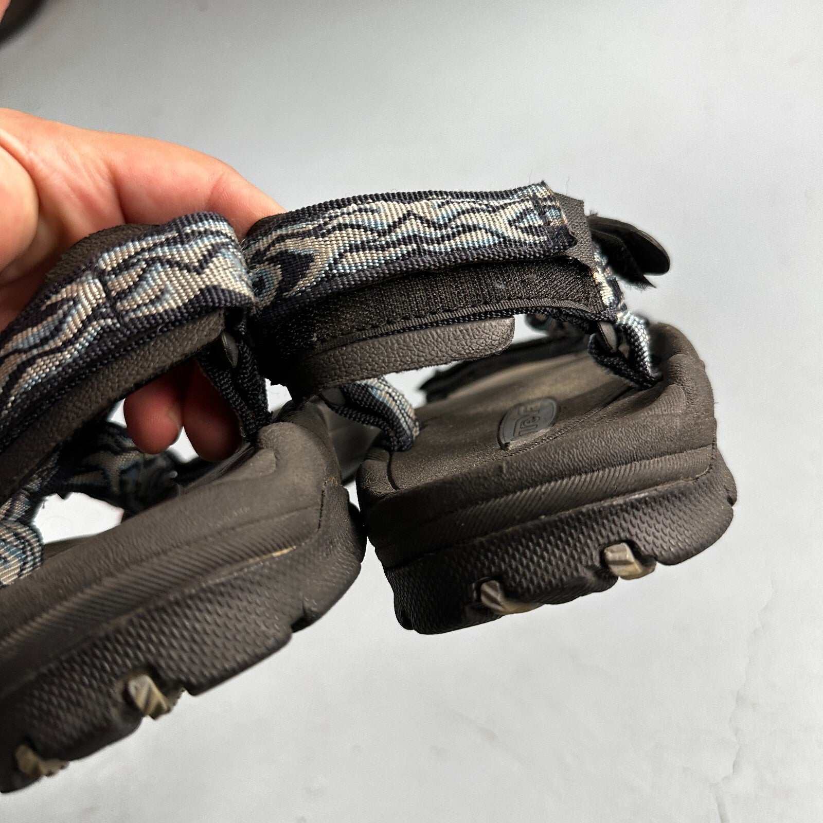 Teva Original Men’s Hiking Water Sandals 6404 White Stripes - Size 9 VTG