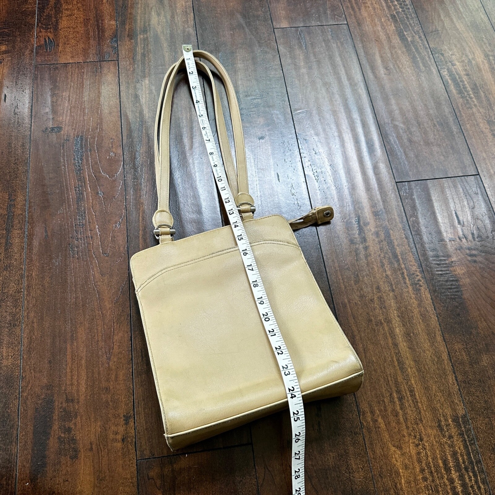 Women’s Crossbody Bag Medium Pockets Purse Golden Yellow Color VTG 1980s 80s