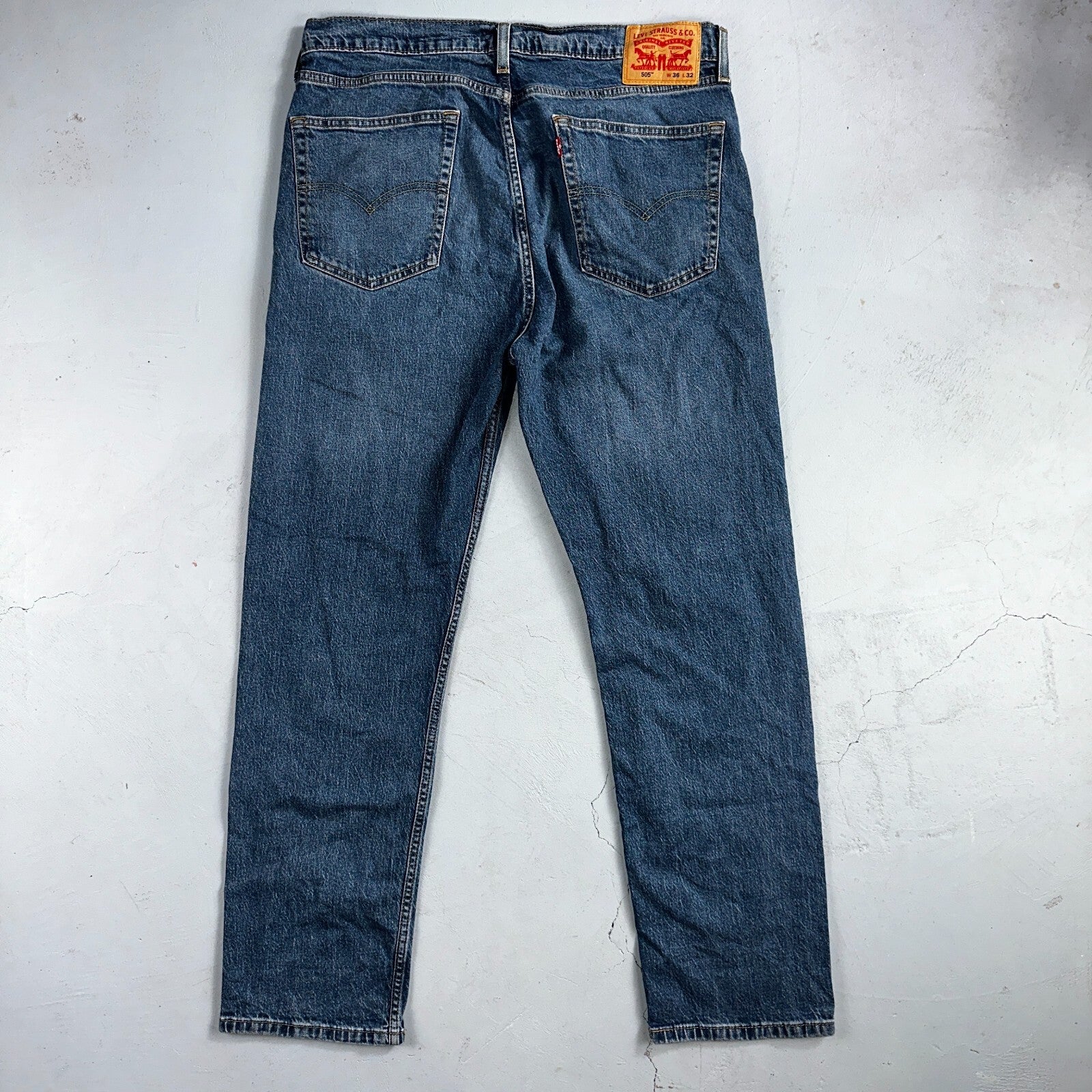 Levis 505 Vintage Y2K Jeans Blue Med Wash Zipper Fly Straight 36x32 Act 36x31