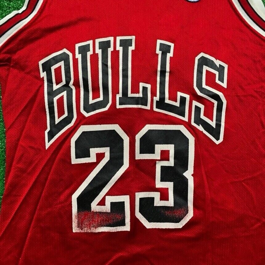 Vintage Champion Chicago Bulls Michael Jordan Jersey NBA Basketball 90s 23 Nike