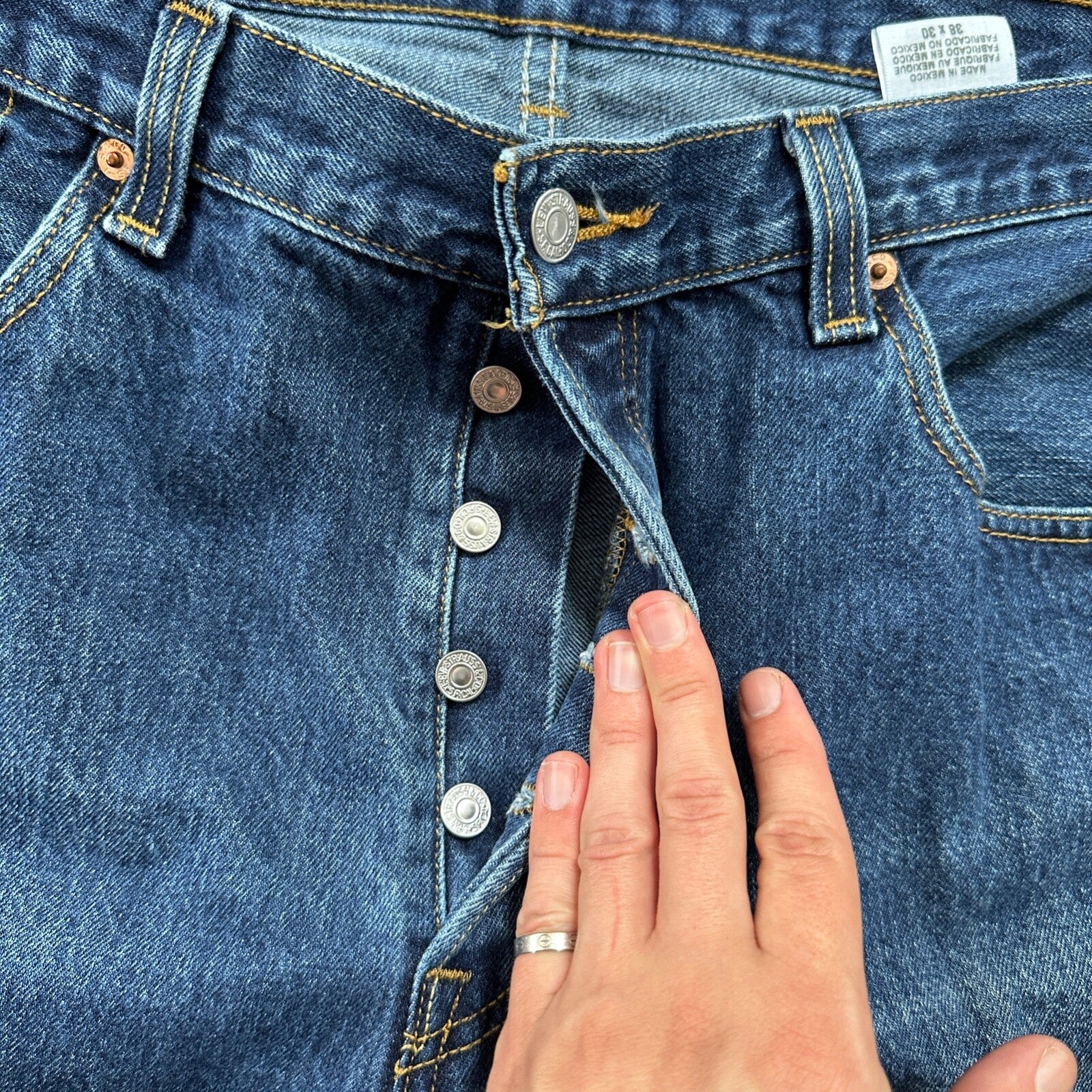 Levis 501 Vintage Y2K Straight Leg XX 2000s Jeans 38x30 Med Wash Act 36x27