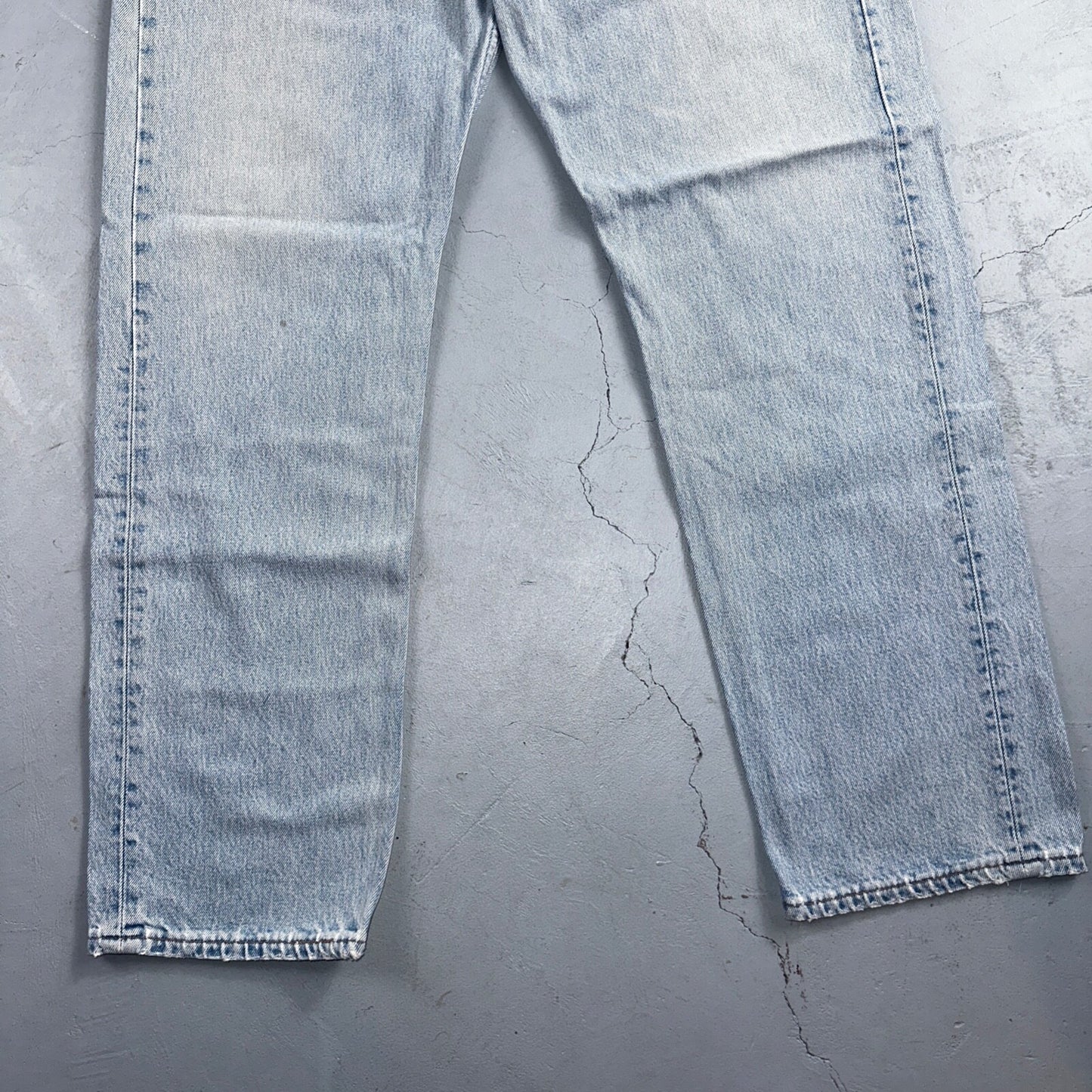 Levis 501 Vintage 90s USA XX Straight Leg Jeans Blue Light Wash 38x32 Act 37x31