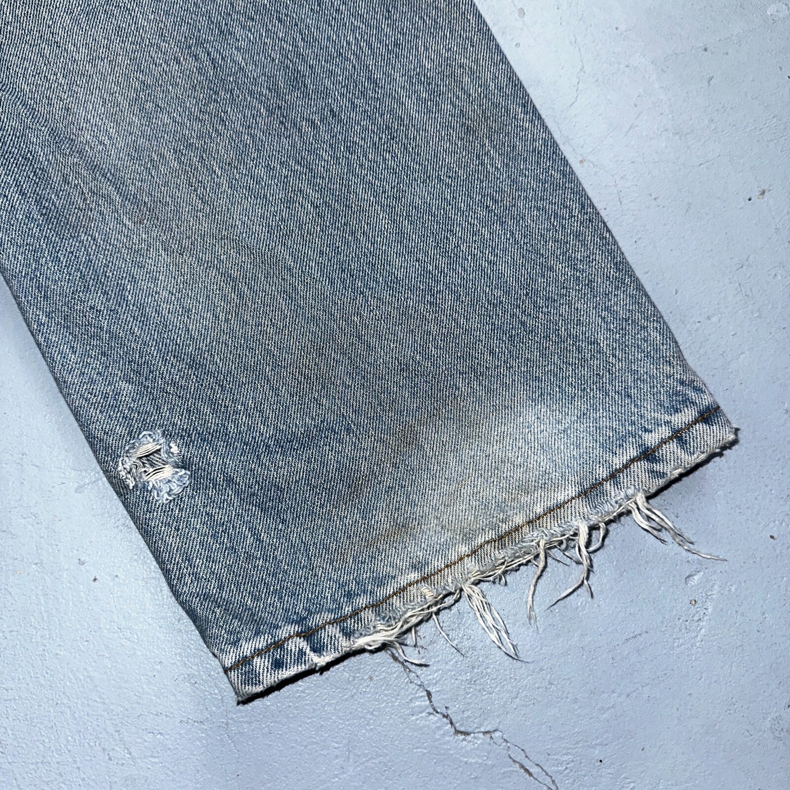 Levis 501 Vintage 90s USA XX Straight Leg Jeans Blue Light Wash 36x34 Act 34x33