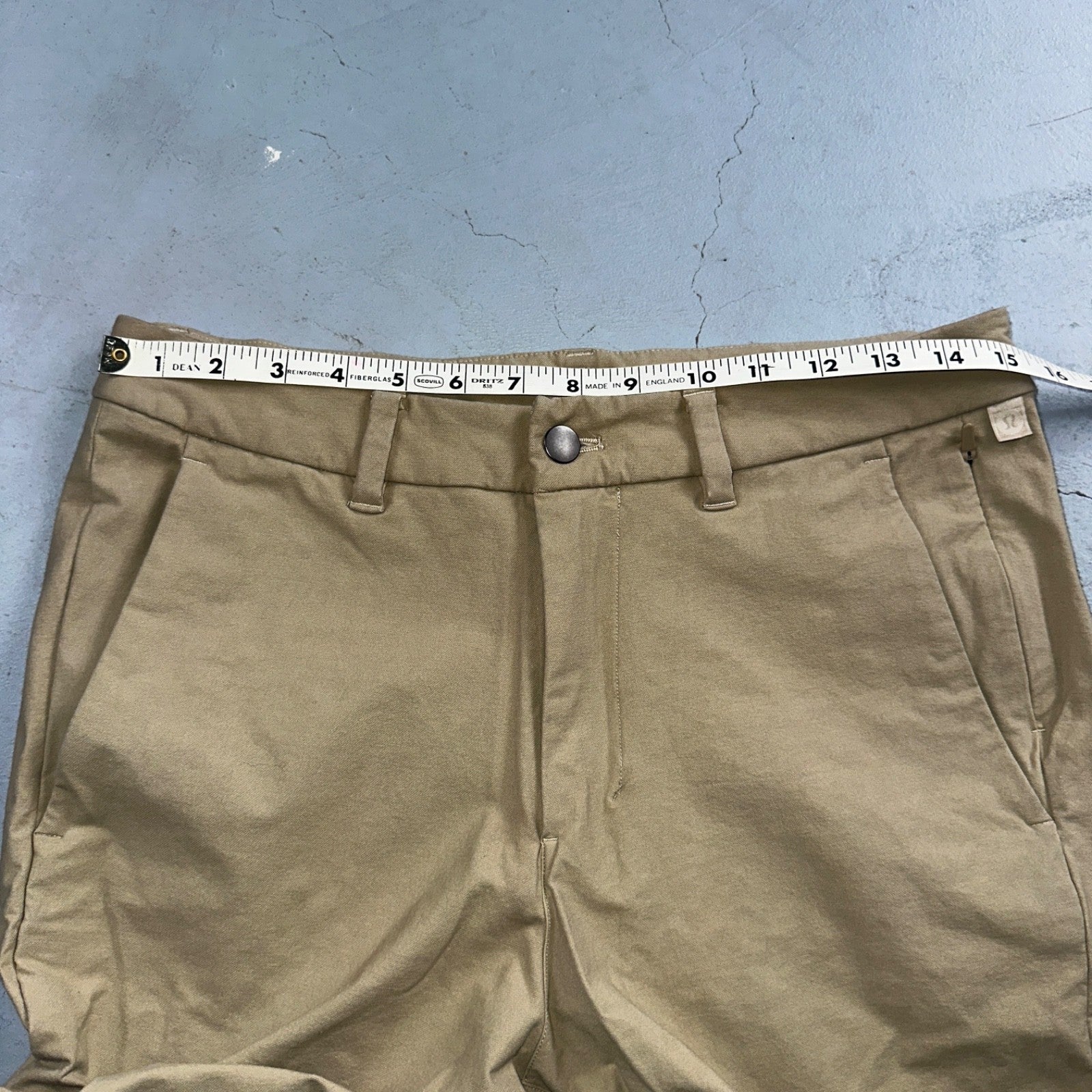 Lululemon Commission Pants Mens 30 Light Brown Beige 30 x 31 Chino Khaki