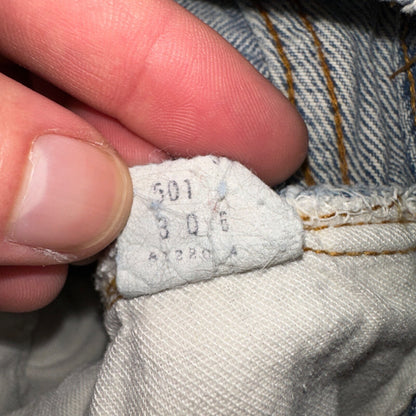 Levis 501 Vintage 80s USA XX Straight Leg Jeans Blue Light Wash 38x33 Act 34x29