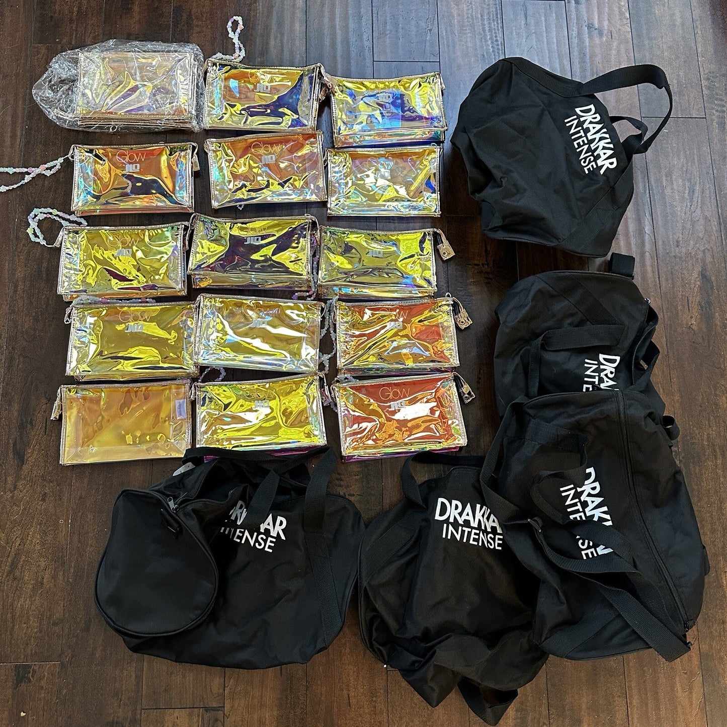 Lot Of 20 Women's Glam Makeup Cosmetic Mini Bag Travel Size Duffle Bag. RANDOM