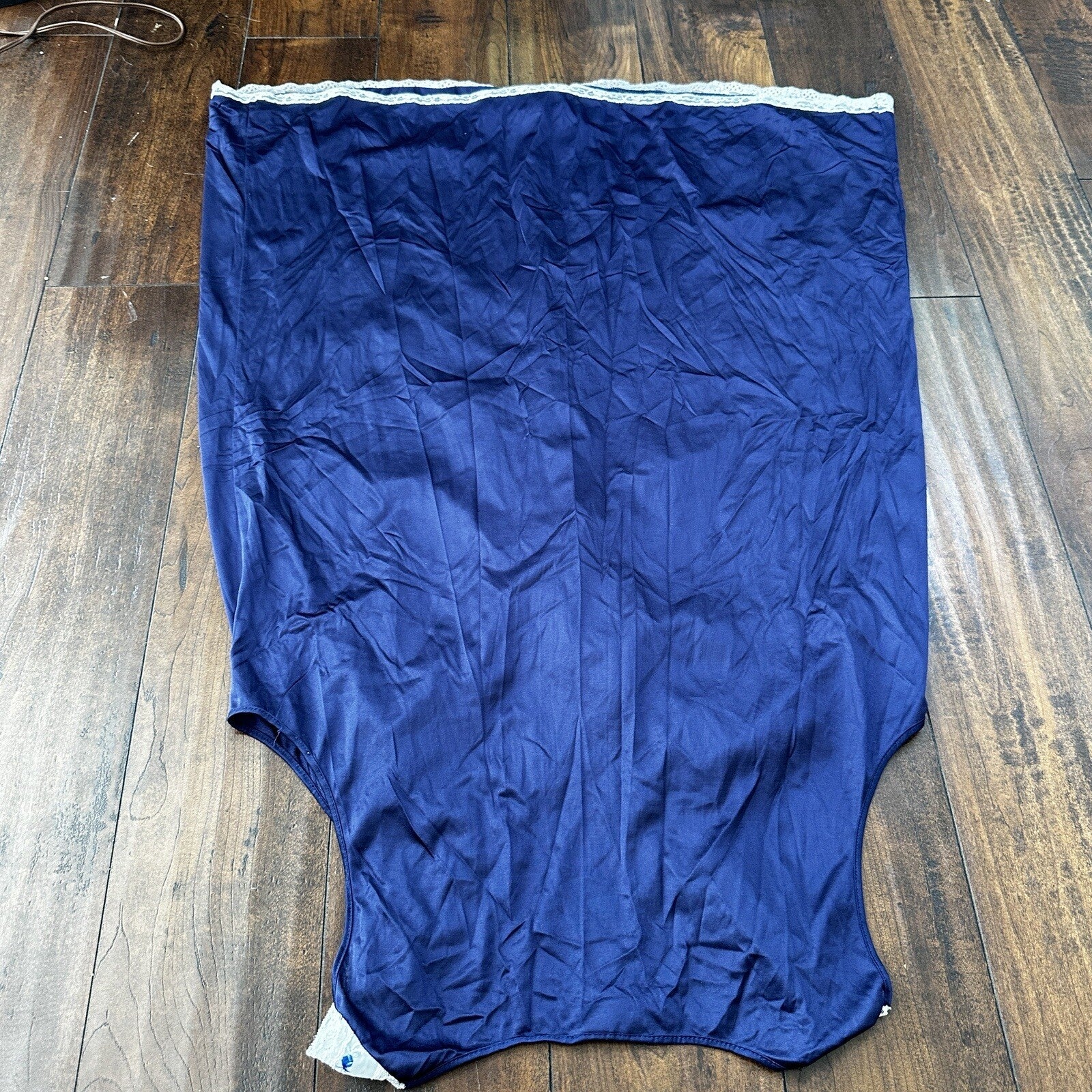 Vintage Vanity Fair Long Nightgown Sleep Womens Size L Blue Satin Sleeveless