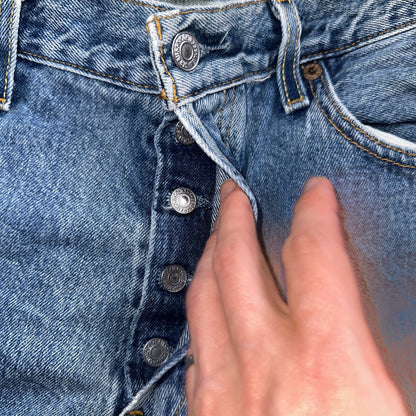 Levis 501 Vintage Y2K XX Straight Leg Jeans Blue 2003 Med Wash 34x32 Act 33x30