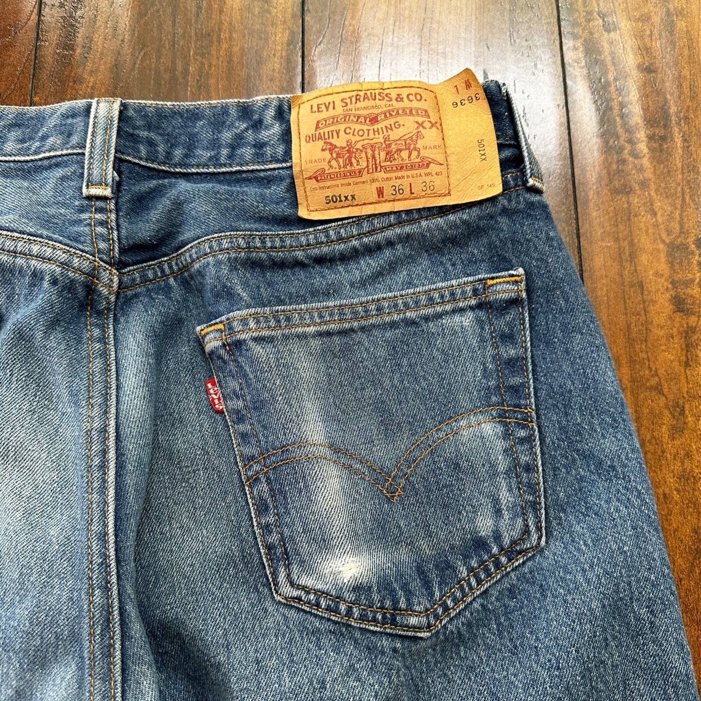 VTG 90s Levis 501 Button Fly 36x36 USA Tag Jeans Straight Wash Blue XX Act 32x31