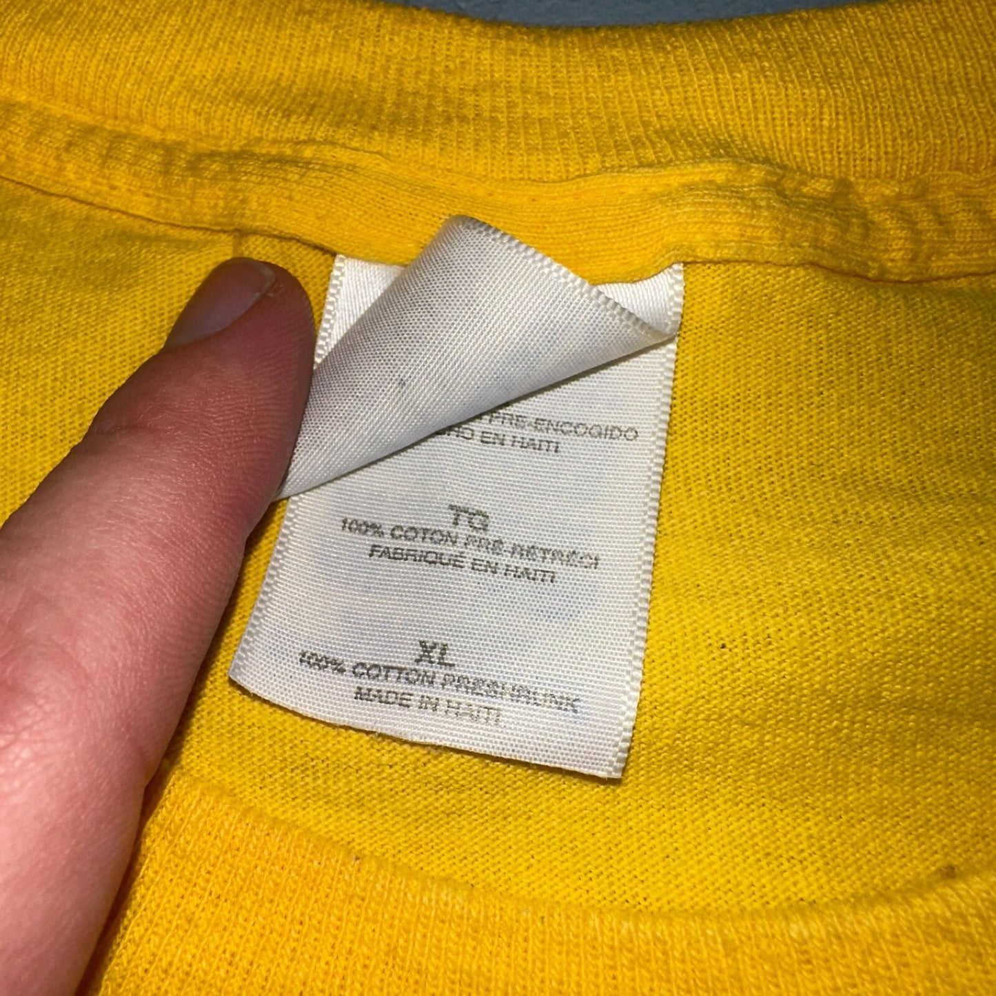 Lightning Strikes VTG T Shirt Oregon PDX Y2K Yellow Graphic Storm Cool Speed