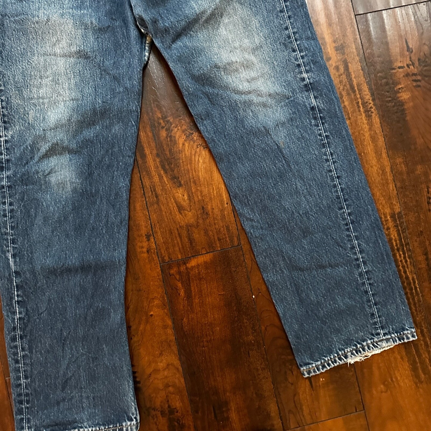 Levis 501 Vintage 90s Straight Leg XX Canada Jeans 36x30 Med Wash Act 34x29