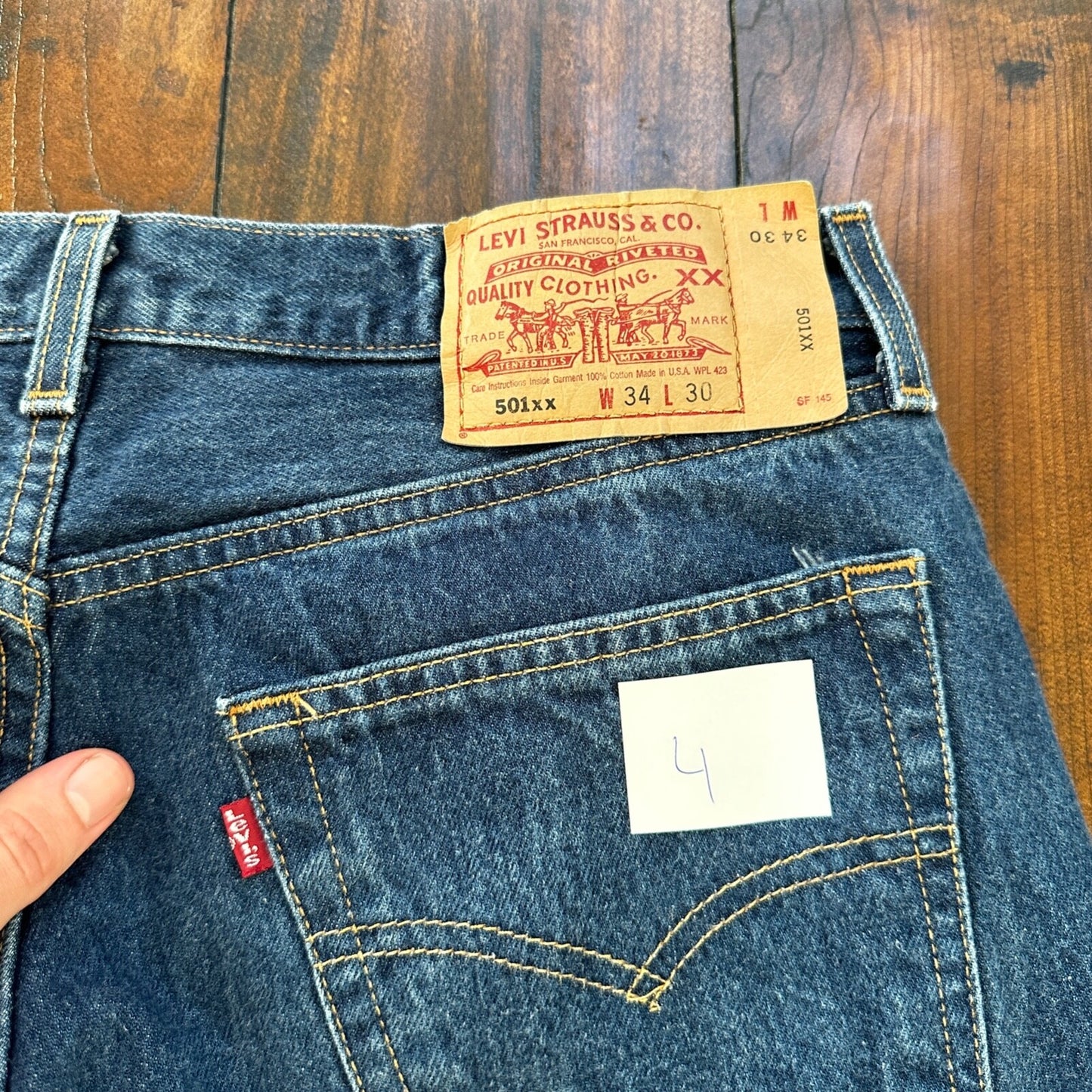 VTG Levis 501 XX Button Fly 90s USA Jeans Denim Straight Capri 34x30 Act 32x25