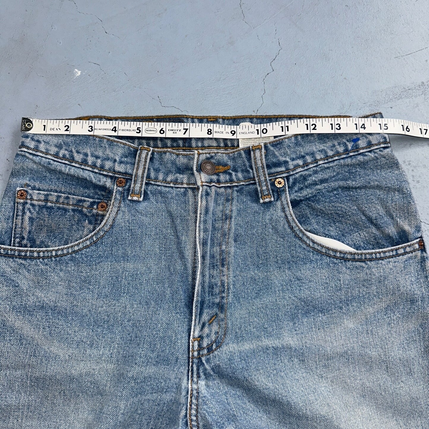 Levis 560 Vintage 90s Canada Red Tab Loose Fit Tapered Leg Blue Jeans 31x34