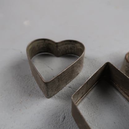 4 Vintage Metal Cookie Cutters Heart Diamond Club Spade Shapes Playing Card Suit