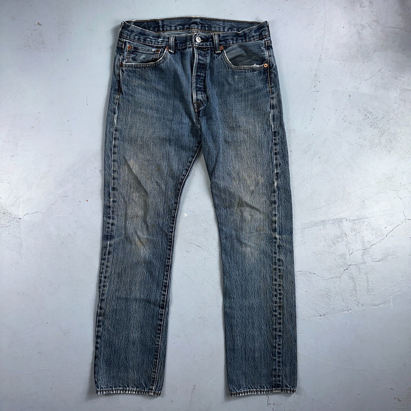 Levis 501 Vintage Y2K XX Straight Leg Jeans 32x34 Med Wash 2000s Act 31x30