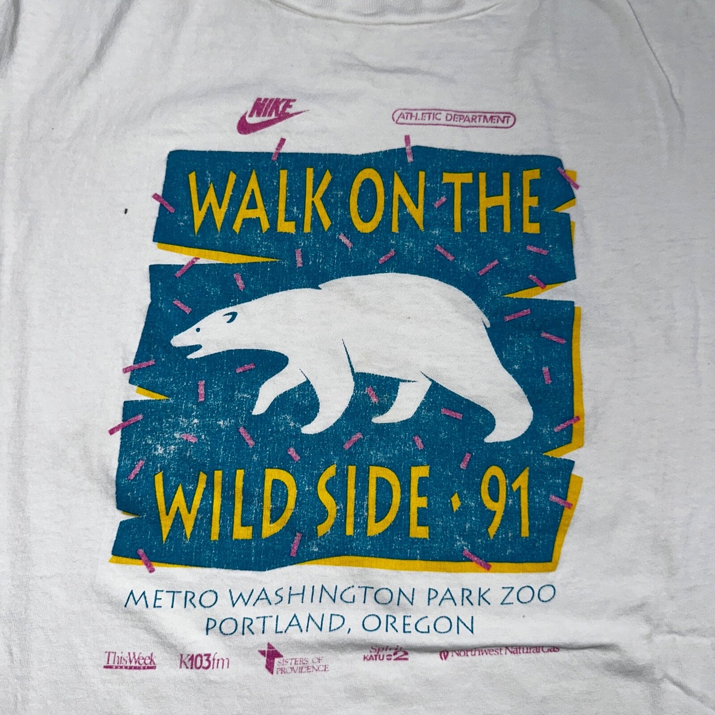 Nike Walk On The Wild Side 90s VTG T Shirt 1991 Polar Bear Animals PDX Oregon