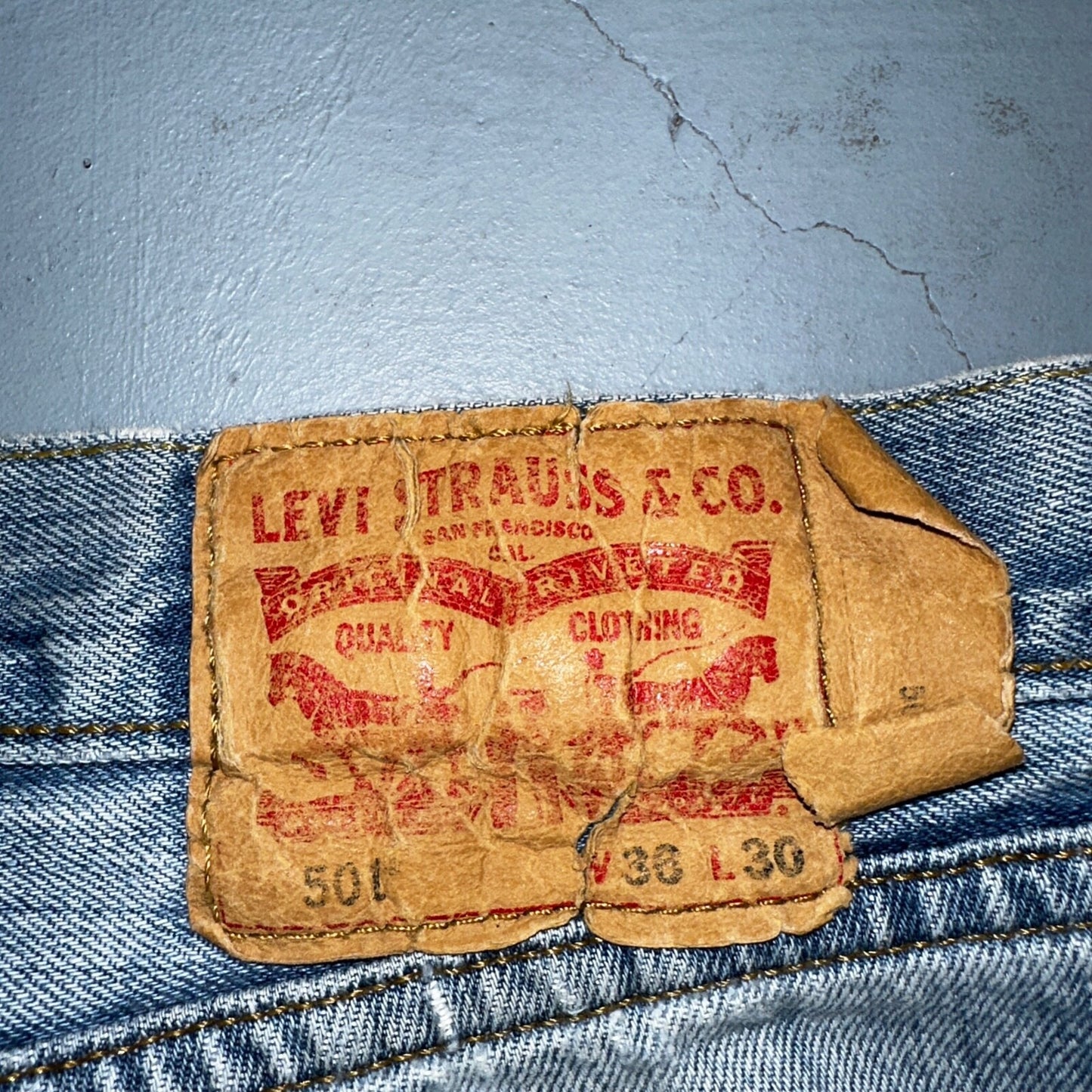 Levis 501 Vintage Y2K XX Straight Leg Jeans 36x30 Light Wash 2000s Act 35x29