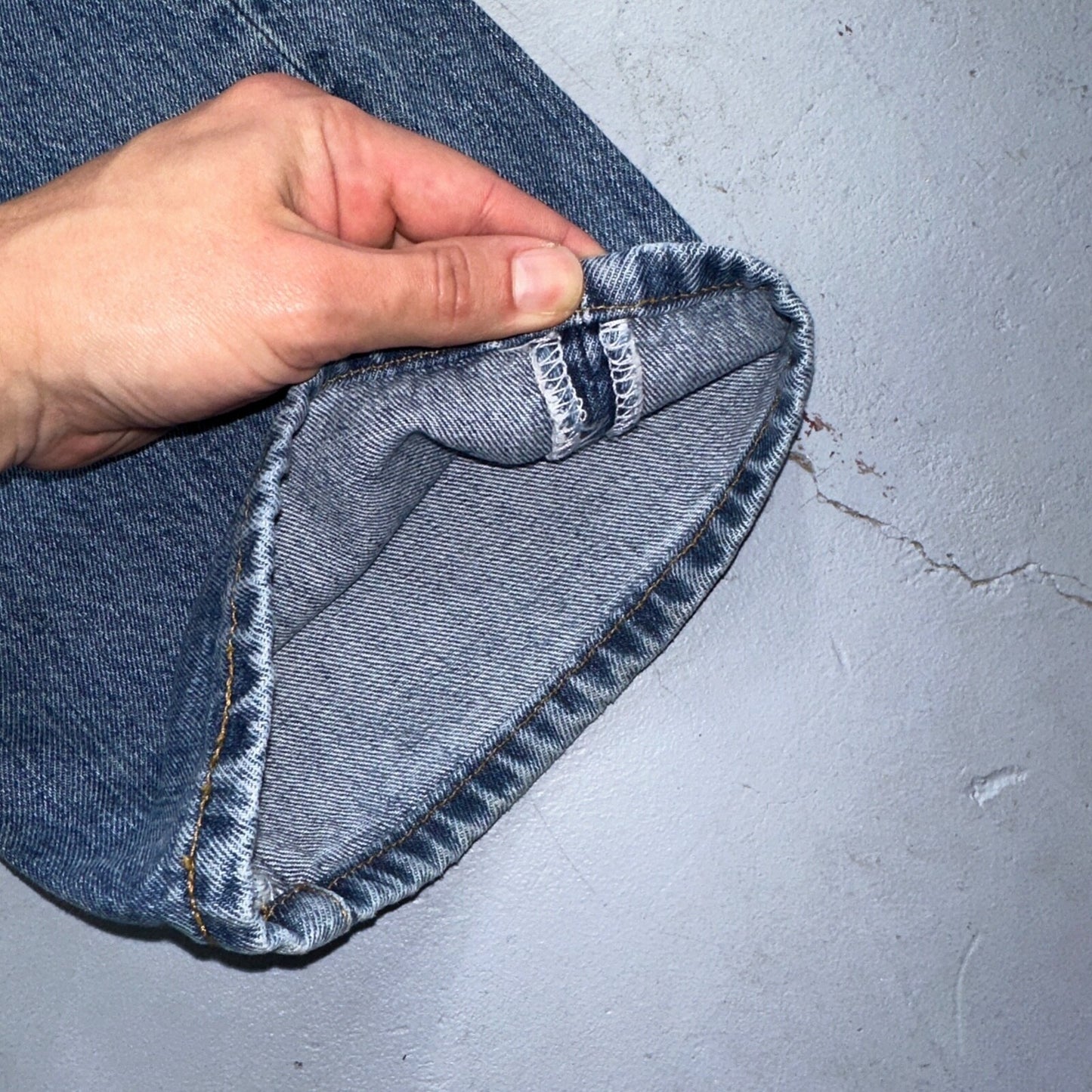 Levis 501 Vintage Y2K XX Straight Leg Jeans 38x32 Med Wash 2000s Act 35x30