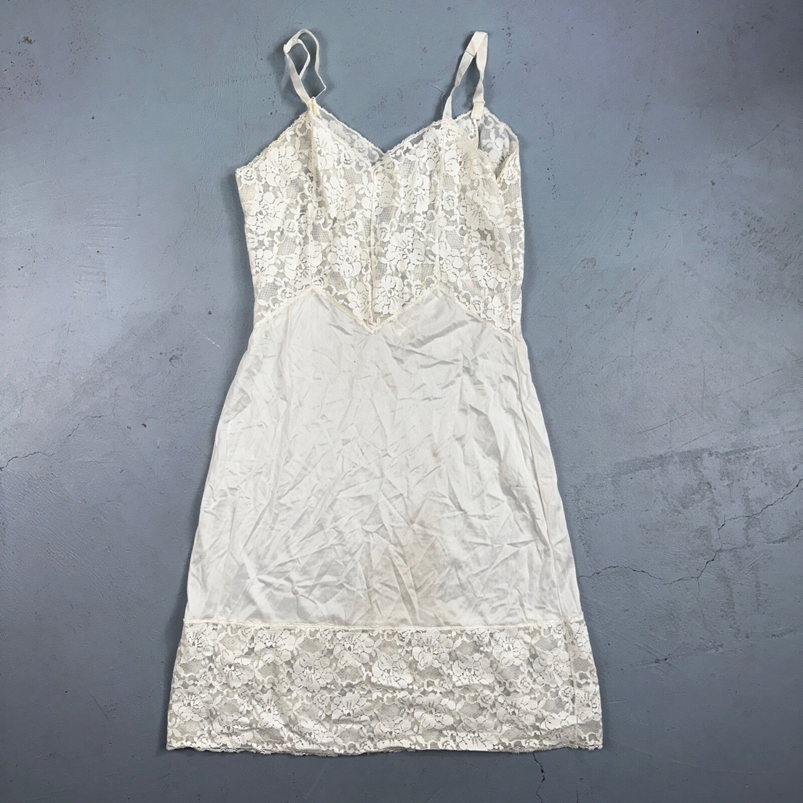 VTG 1960s Aristocraft Lingerie Slip Dress Sleepwear Full Sweep Nightgown Lace