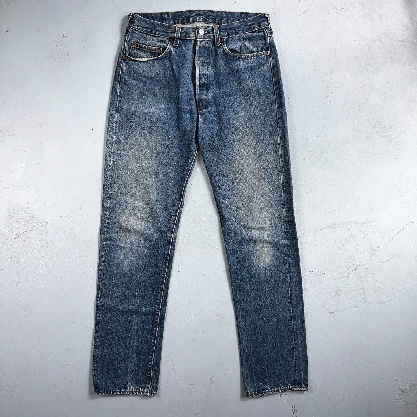 Levis 501 Vintage 80s USA XX Straight Leg Jeans Blue Med Wash 34x38 Act 31x33