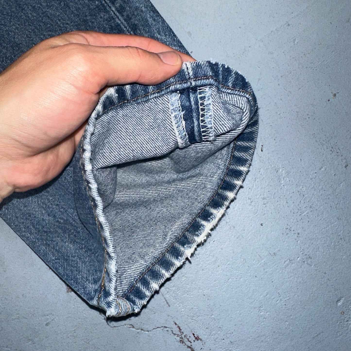 Levis 501 Vintage Y2K 90s XX Straight Leg Jeans Blue Med Wash 38x36 Act 35x31