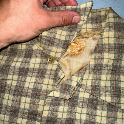 Pendleton VTG Board Shirt Plaid 100% Wool Button Down Size M Plaid 1960s Camp